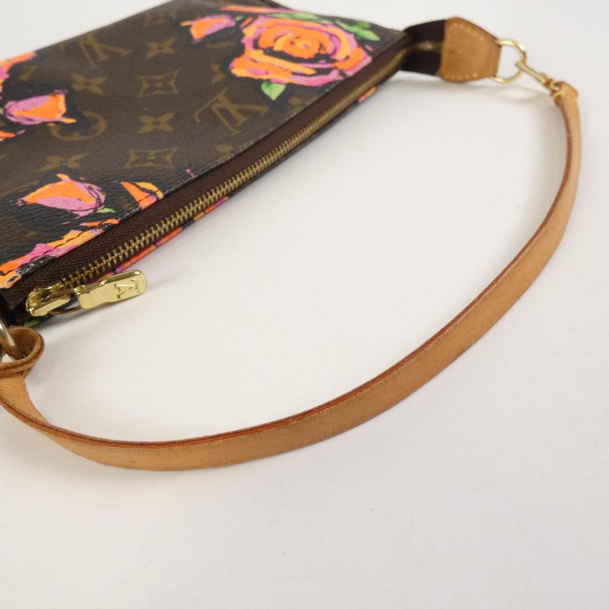 Louis Vuitton Louis Vuitton Pochette Accessoire clutch Size ONE SIZE - 4 Thumbnail