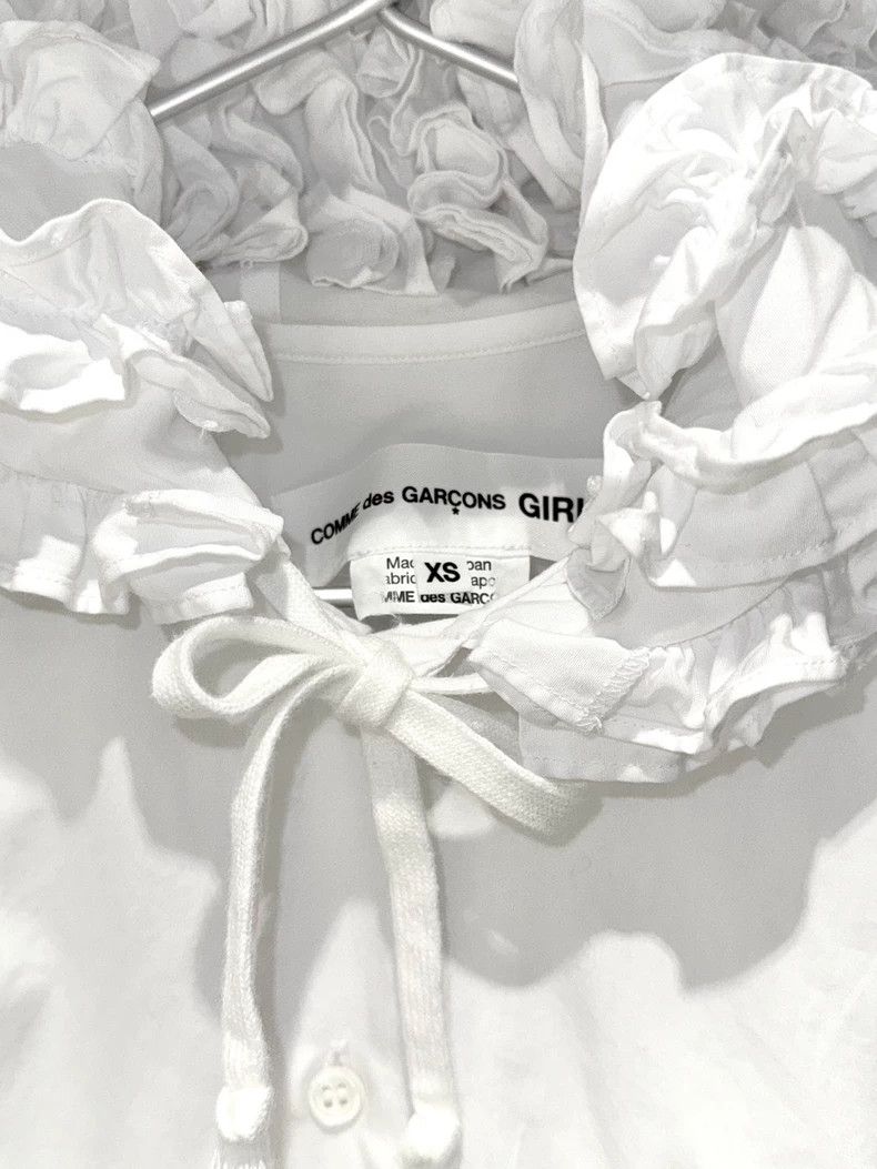 Comme des Garcons White Ruffled Collar Shirt by Comme des Garçons-dmc Size US XS / EU 42 / 0 - 2 Thumbnail