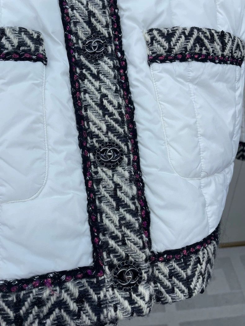 Chanel Chanel White Cotton Jacket with Black Trim-dmc Size US M / EU 48-50 / 2 - 6 Thumbnail
