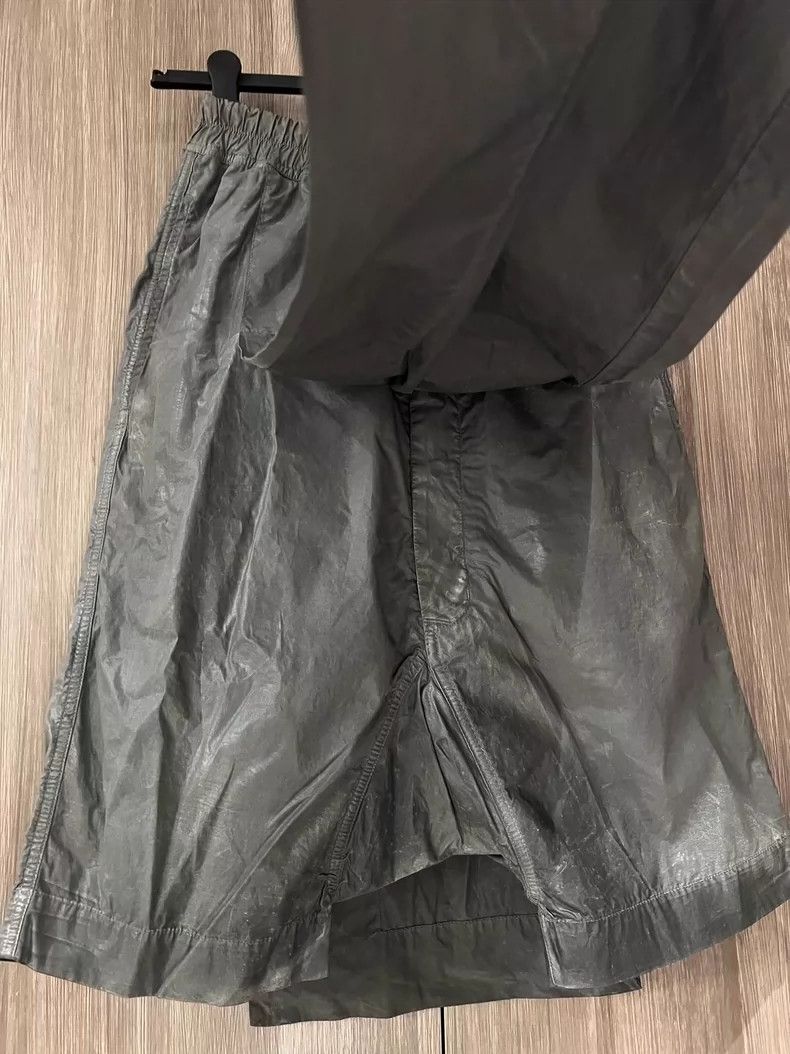 Rick Owens Rick Owens Drkshdw Gray Waxed Skirt Shorts Size US 26 / EU 42 - 4 Thumbnail