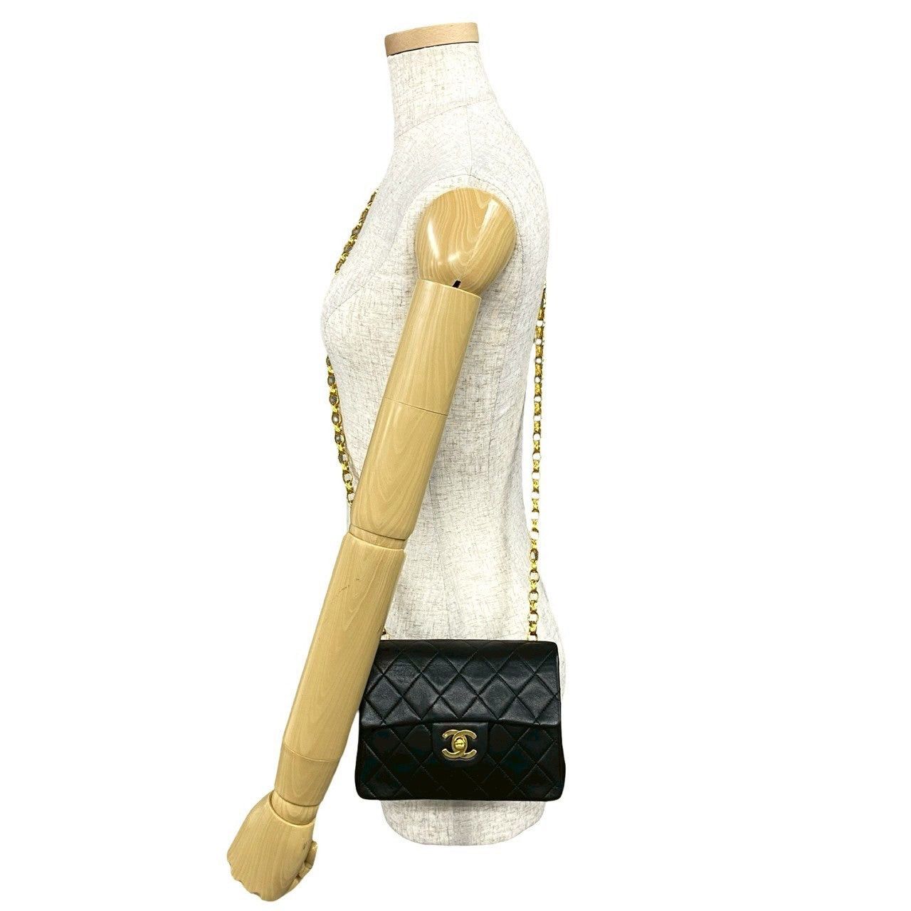 Chanel Chanel Shoulder Bag Black Leather Size ONE SIZE - 2 Thumbnail