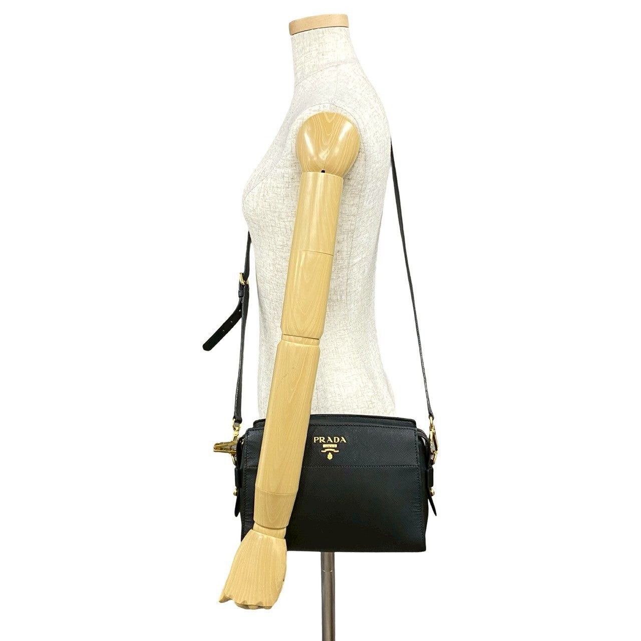 Prada Prada Shoulder Bag Black Leather Size ONE SIZE - 2 Thumbnail