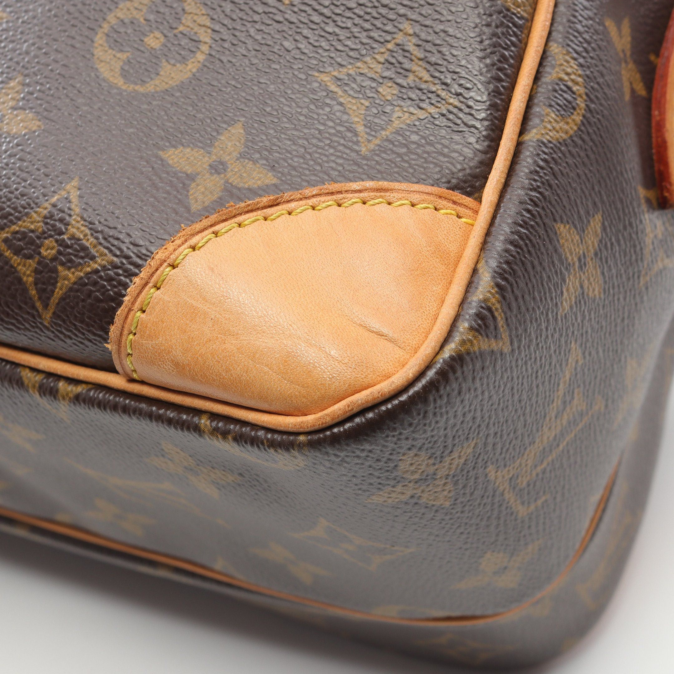 Louis Vuitton Louis Vuitton Nil Monogram Shoulder Bag Leather Brown Size ONE SIZE - 7 Thumbnail