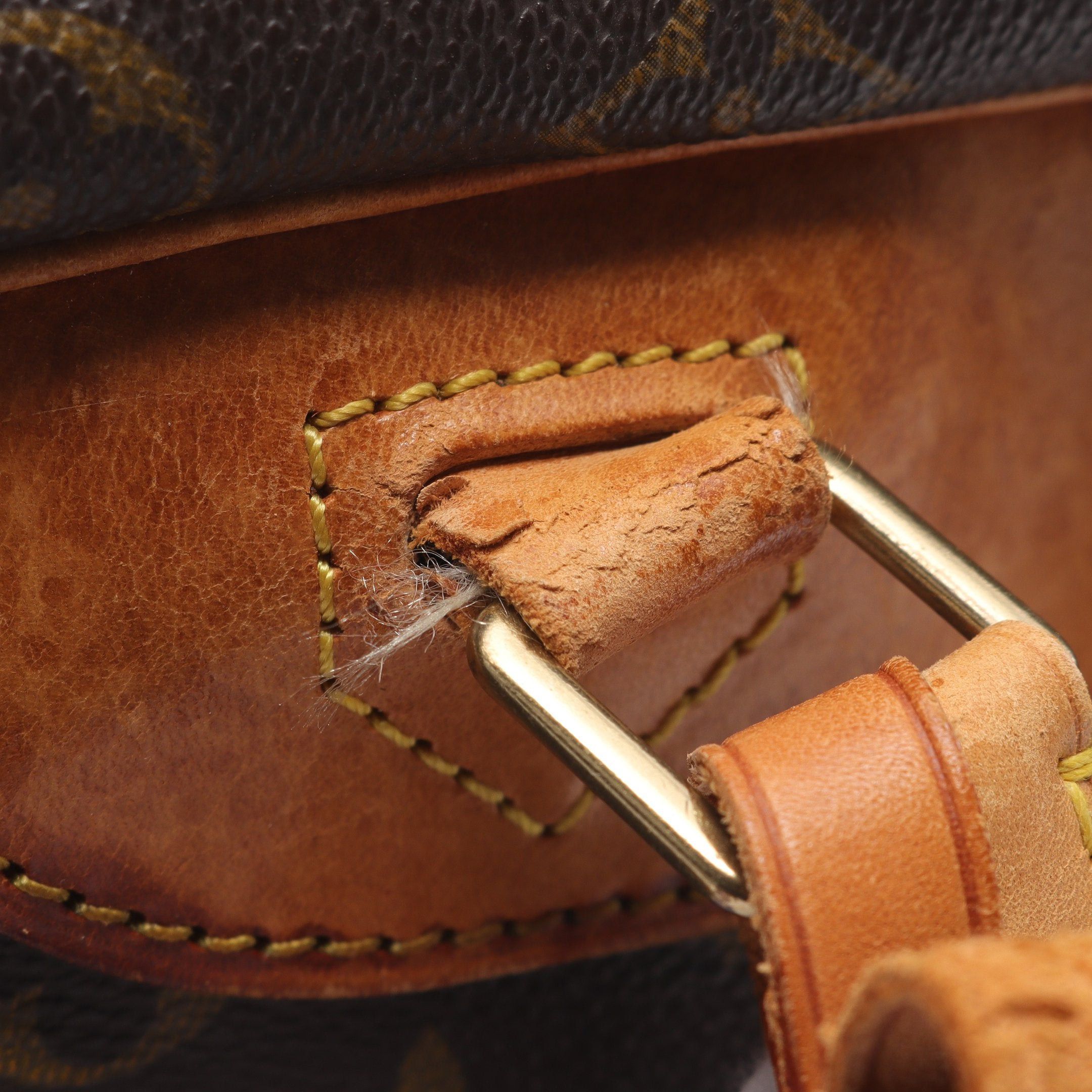Louis Vuitton Louis Vuitton Deauville Bowling Vanity Monogram Handbag Leather Brown Size ONE SIZE - 10 Thumbnail