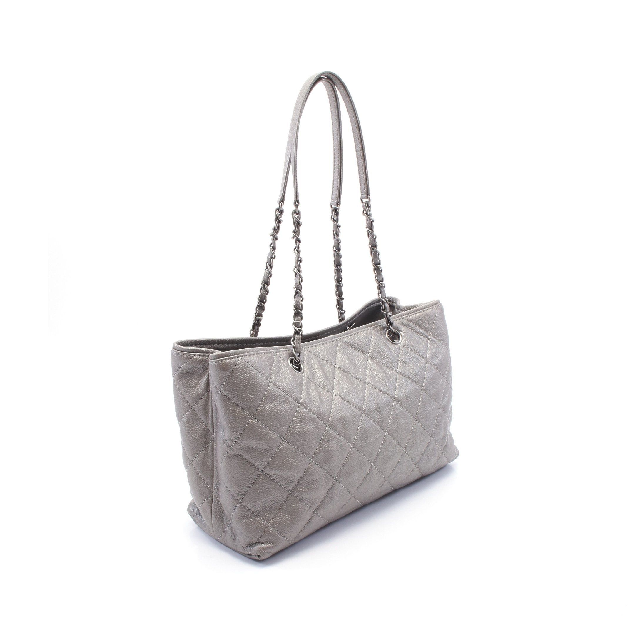 Chanel Chanel Matelasse Chain Shoulder Bag Tote Caviar Skin Silver Antique Hardware Size ONE SIZE - 2 Thumbnail