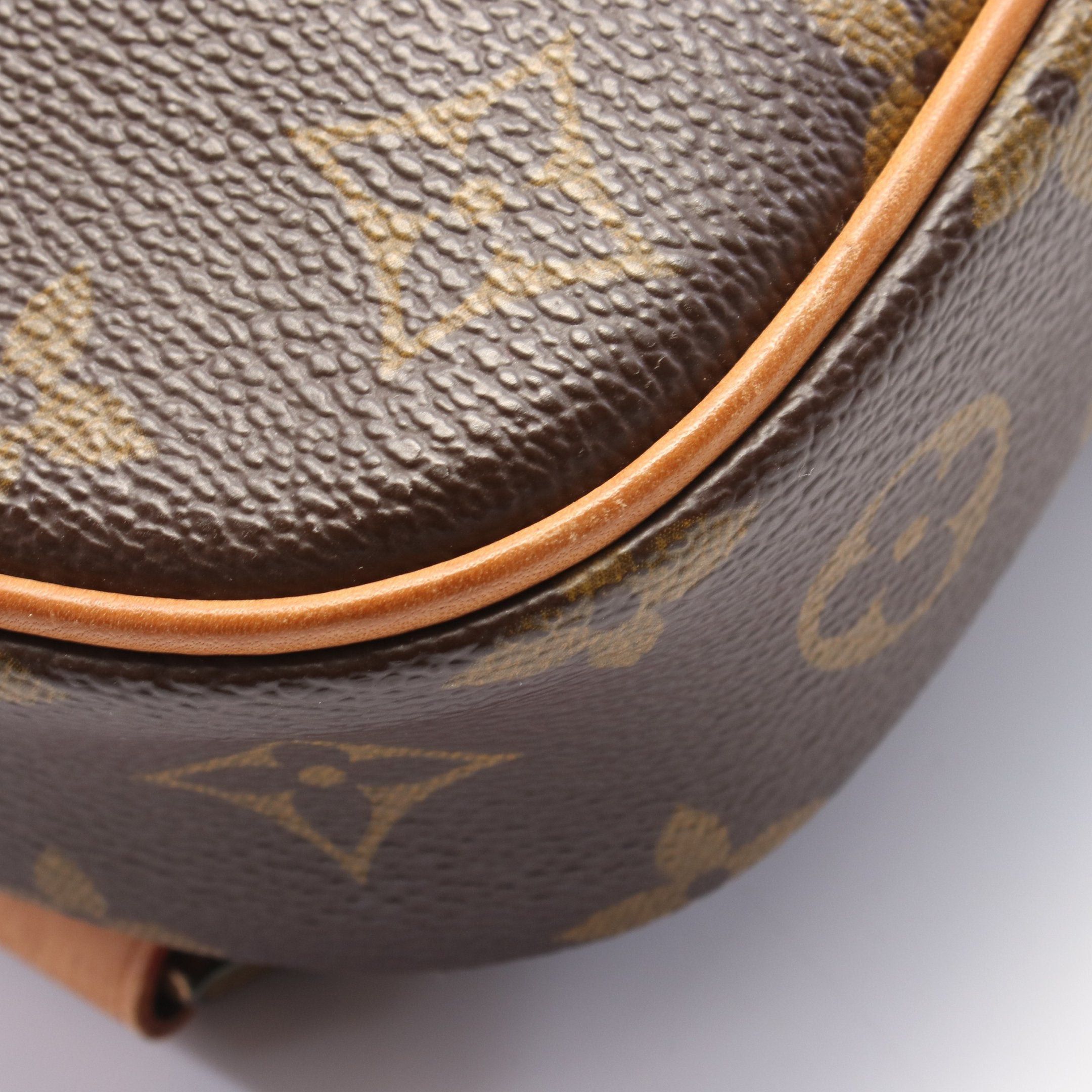 Louis Vuitton Louis Vuitton Pochette Ganju Monogram Body Bag Leather Brown Size ONE SIZE - 6 Thumbnail