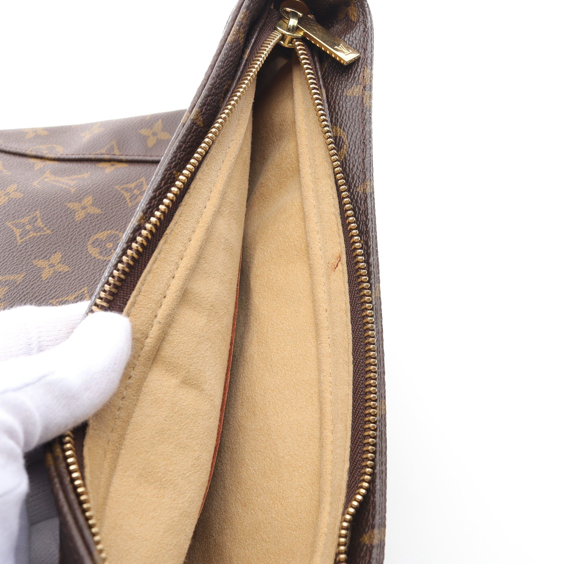 Louis Vuitton Louis Vuitton Looping Gm Monogram Shoulder Bag Leather Brown Size ONE SIZE - 12 Thumbnail