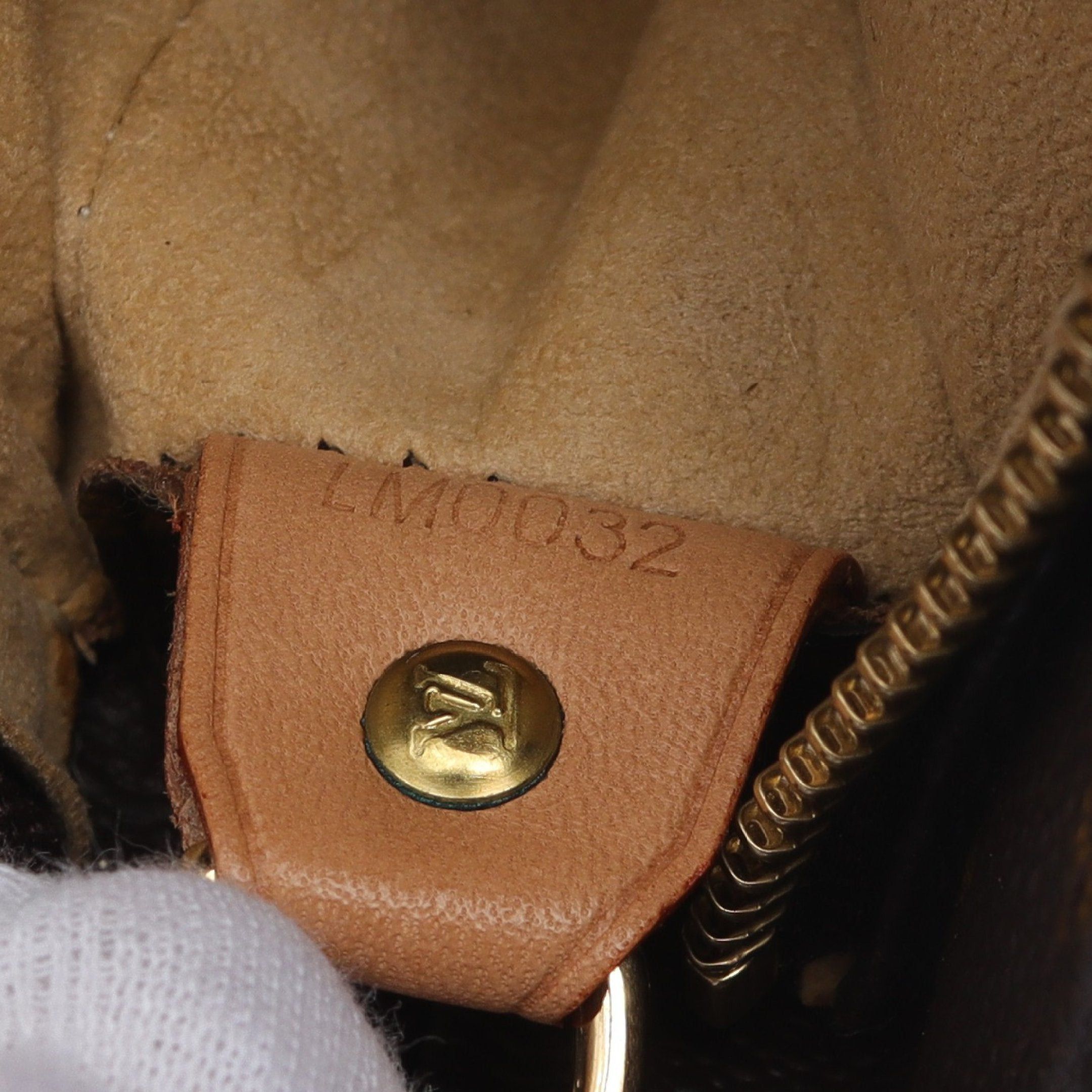 Louis Vuitton Louis Vuitton Looping Gm Monogram Shoulder Bag Leather Brown Size ONE SIZE - 5 Thumbnail