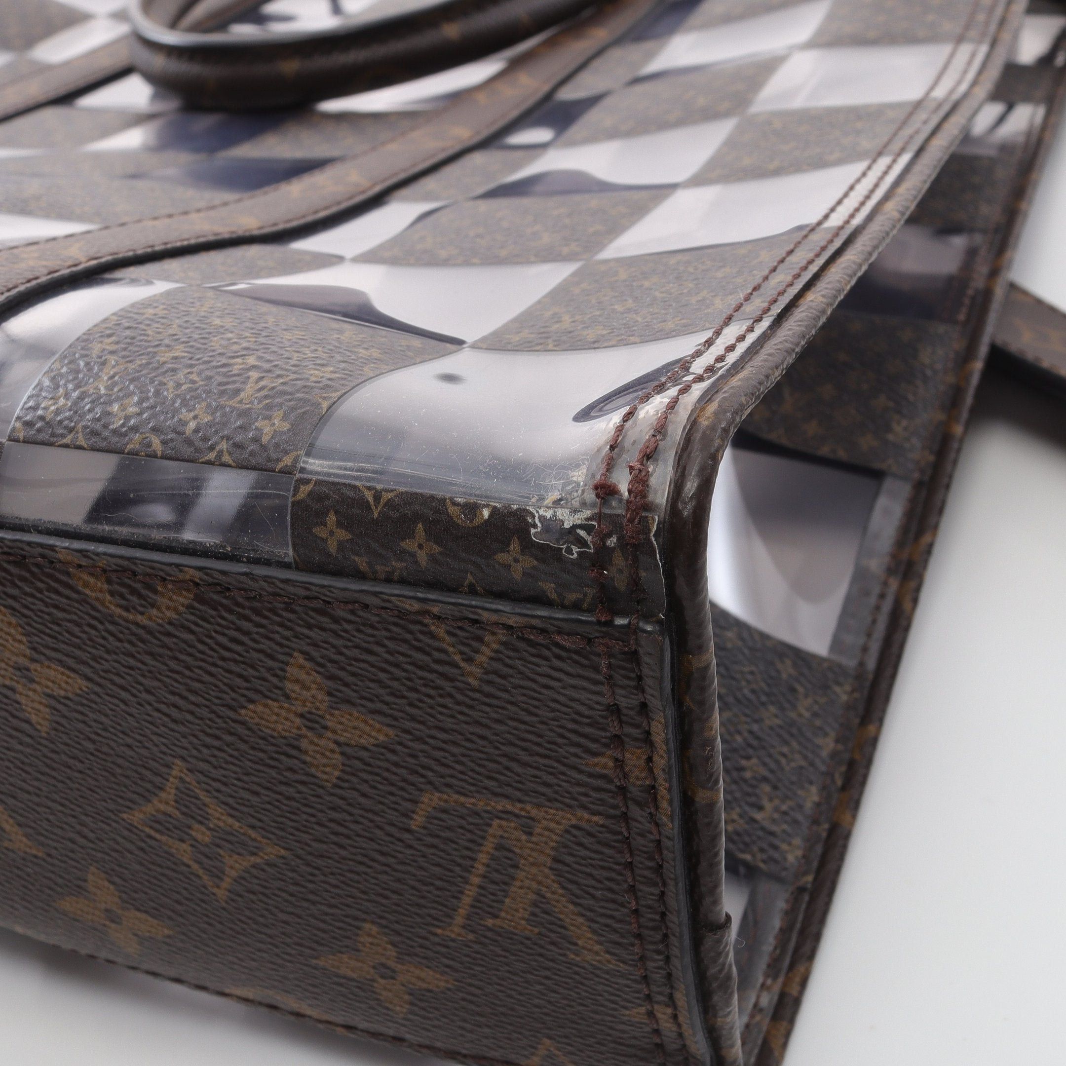 Louis Vuitton Louis Vuitton Sac Plat Monogram Chess Handbag Tote Bag Vinyl Brown Clear Size ONE SIZE - 8 Thumbnail