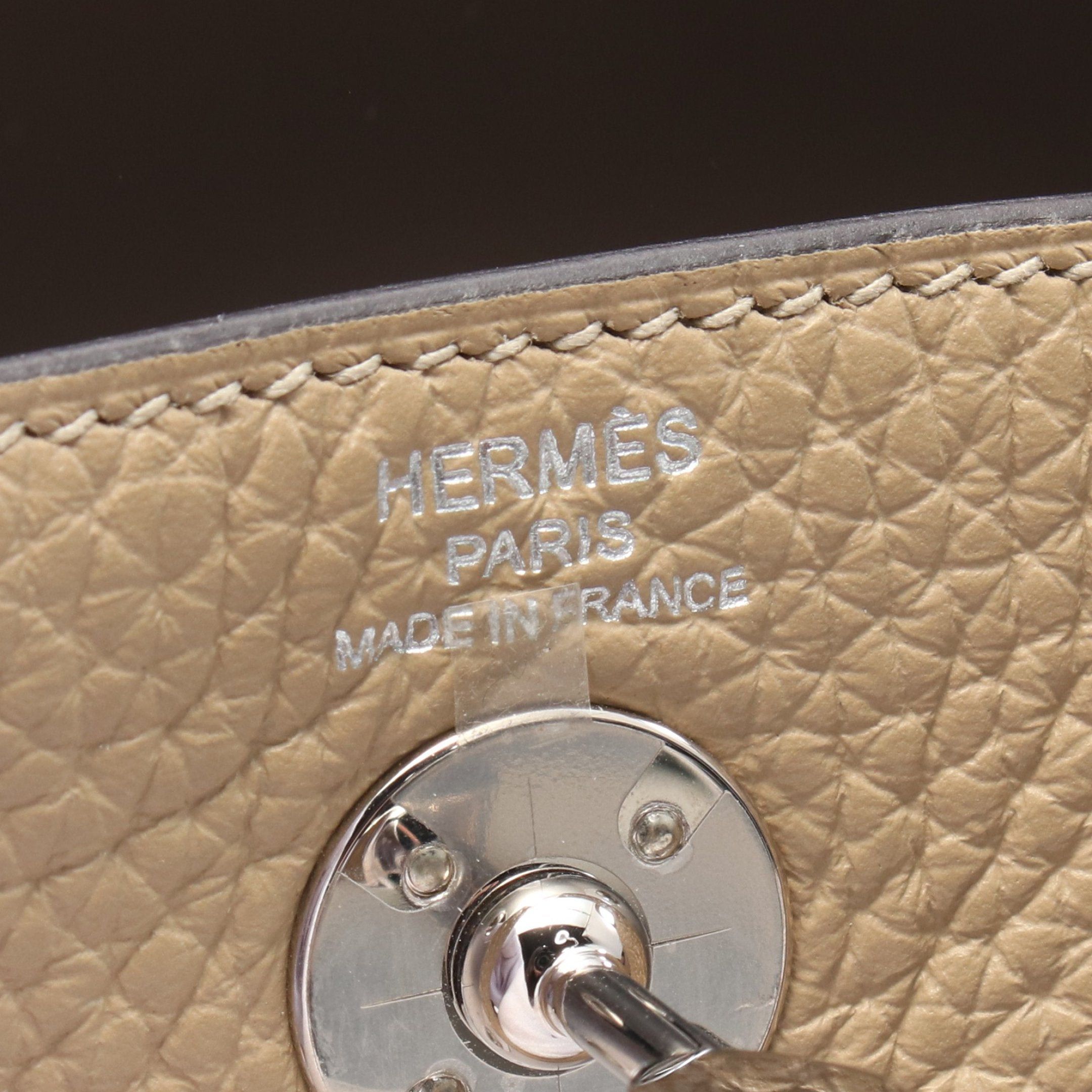 Hermes Hermes Lindy Mini Verso Maxi Cadre Trench Shoulder Bag Clemence Leather Beige Silver Hardware U Stamp Size ONE SIZE - 4 Thumbnail