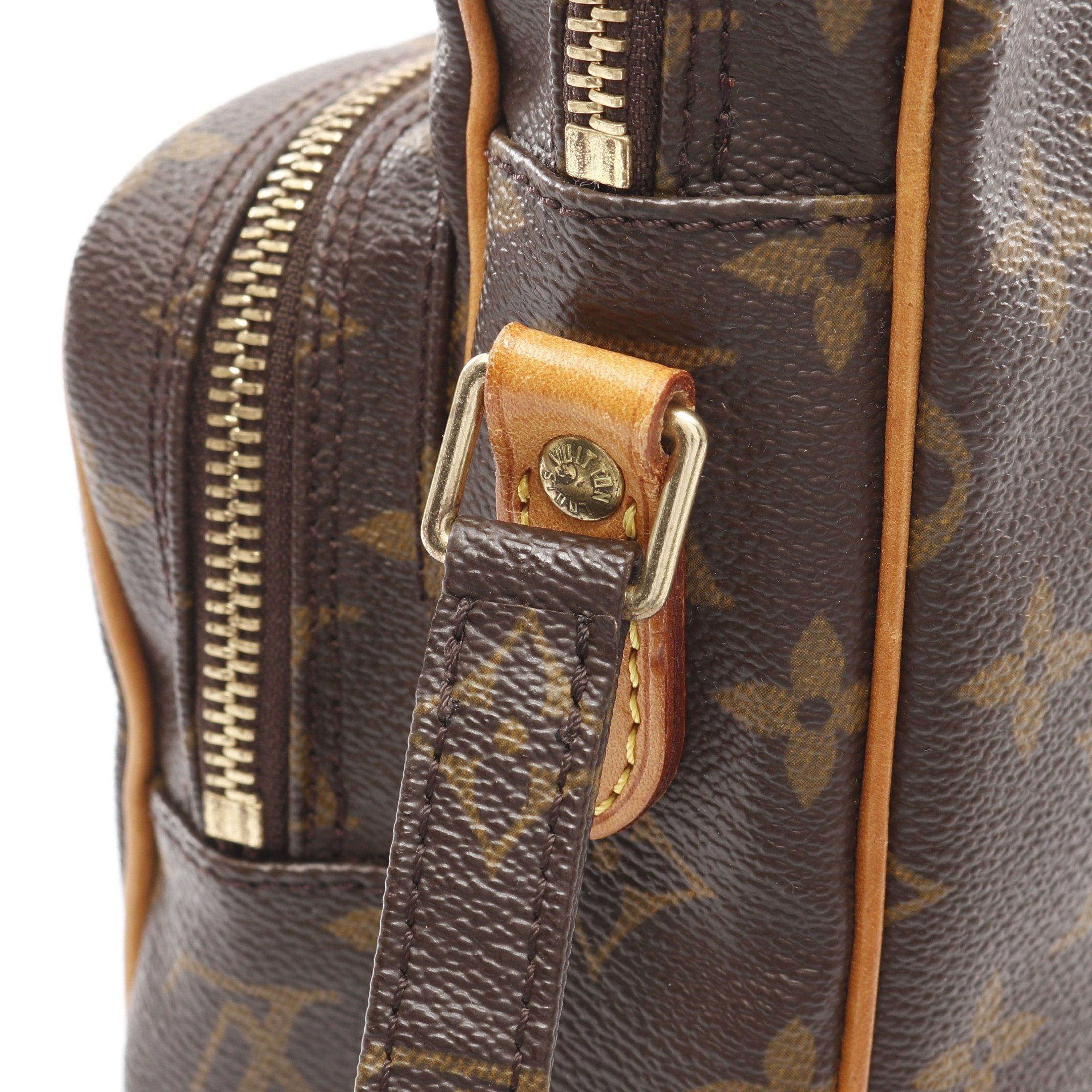 Louis Vuitton Louis Vuitton Amazon Monogram Shoulder Bag Leather Brown Size ONE SIZE - 8 Thumbnail