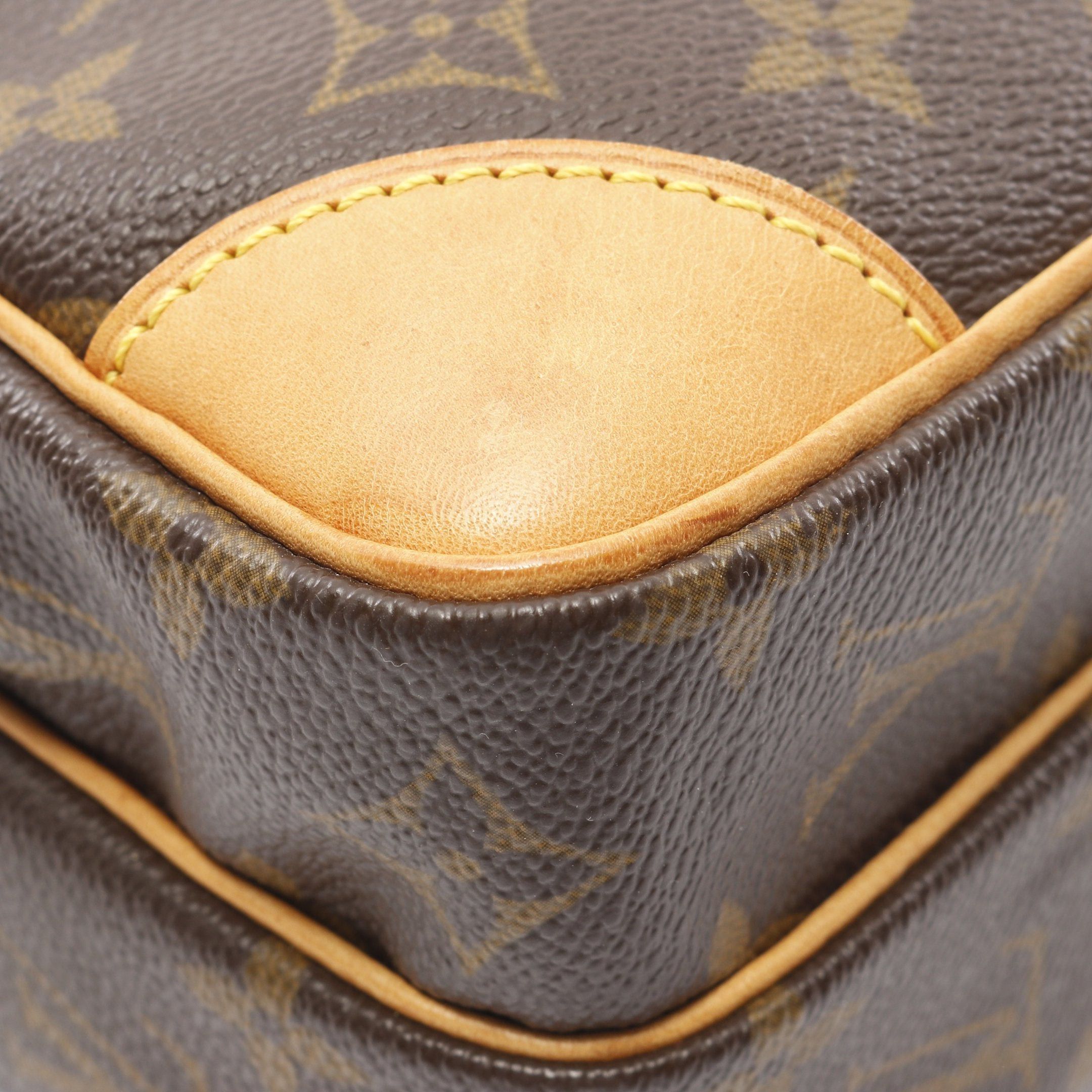 Louis Vuitton Louis Vuitton Amazon Monogram Shoulder Bag Leather Brown Size ONE SIZE - 6 Thumbnail