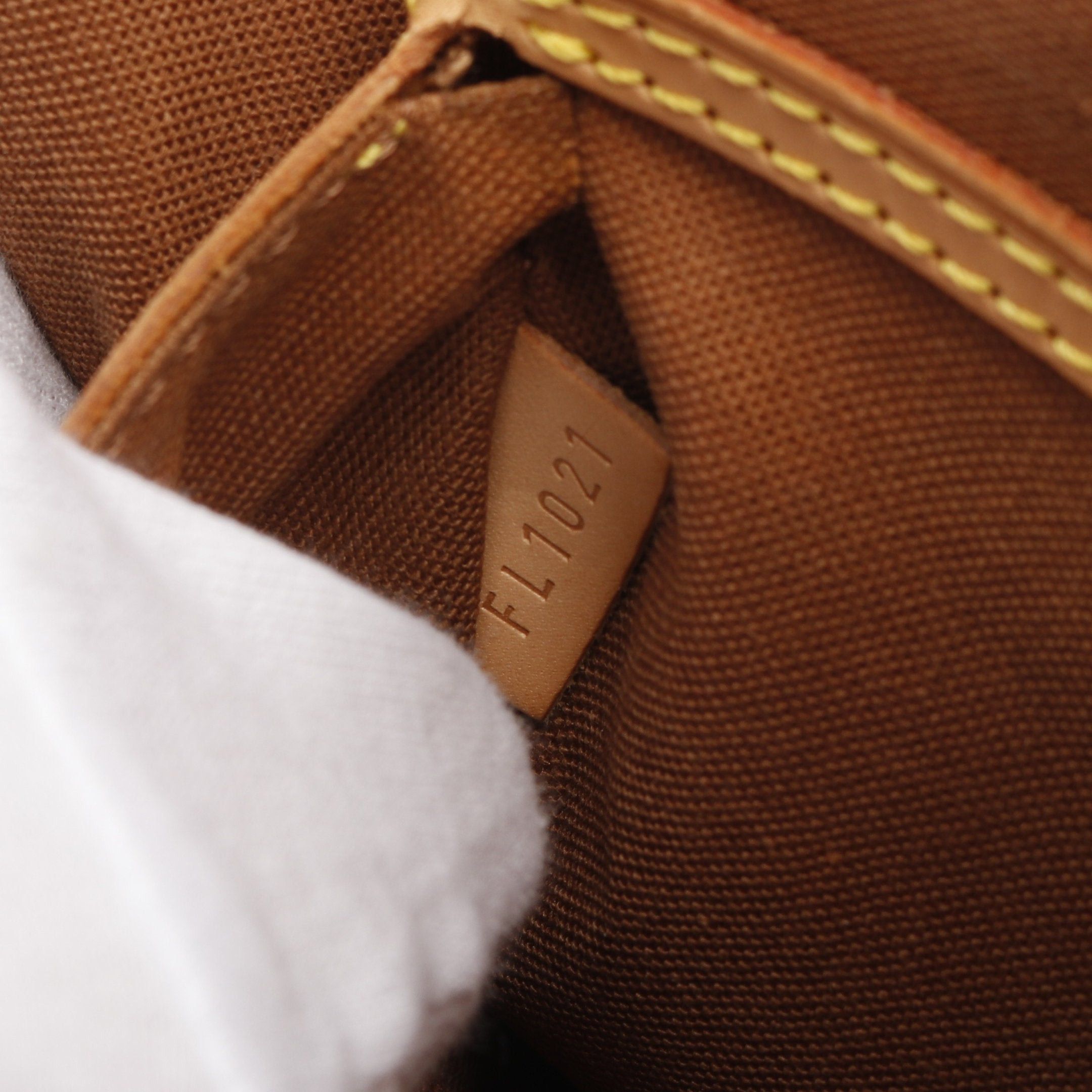 Louis Vuitton Louis Vuitton Alma Pm Monogram Handbag Leather Brown Size ONE SIZE - 5 Thumbnail