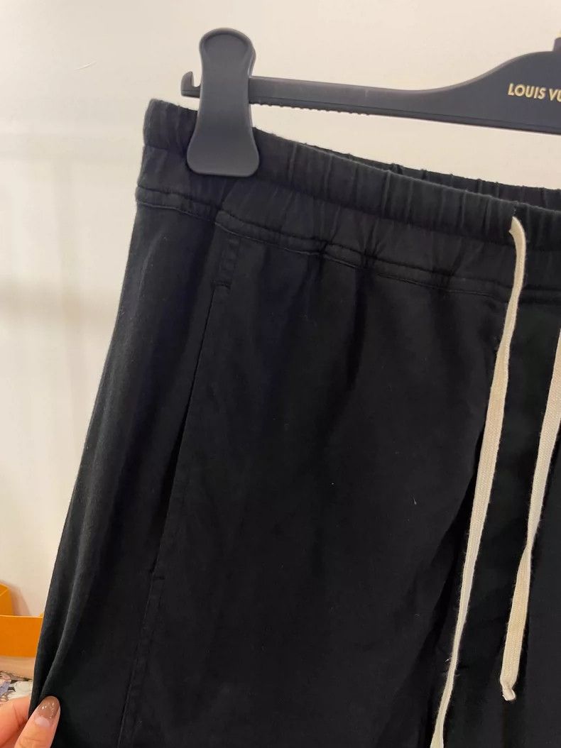 Rick Owens Rick Owens Classic Drawstring Shorts for Men- DMC Size US 34 / EU 50 - 8 Thumbnail