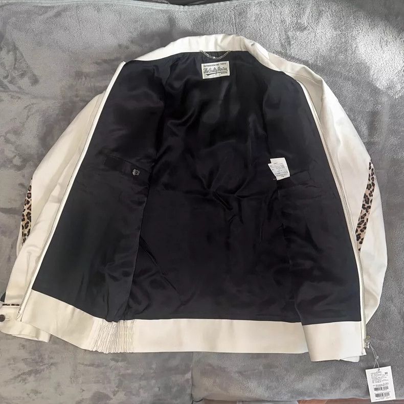 Gucci White Leopard Print Jacket Size S- DMC Size US S / EU 44-46 / 1 - 3 Thumbnail