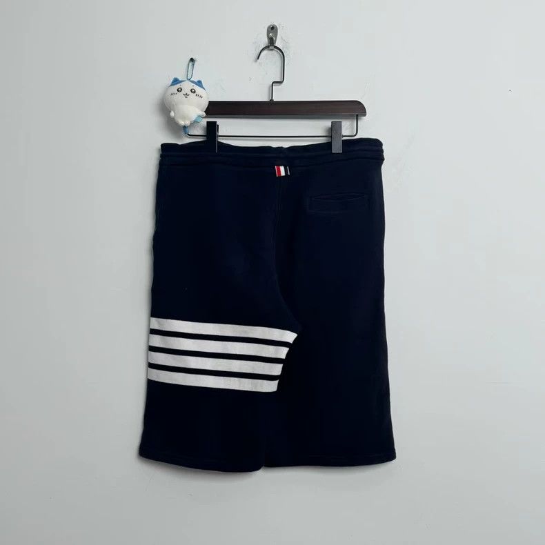 Thom Browne Thom Browne Navy Blue Striped Shorts Size 3 - dmc Size US 26 / EU 42 - 3 Thumbnail