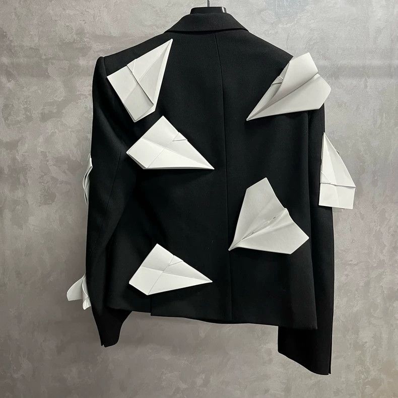 Louis Vuitton Louis Vuitton Black Double-Breasted Short Blazer - dmc Size US L / EU 52-54 / 3 - 5 Thumbnail