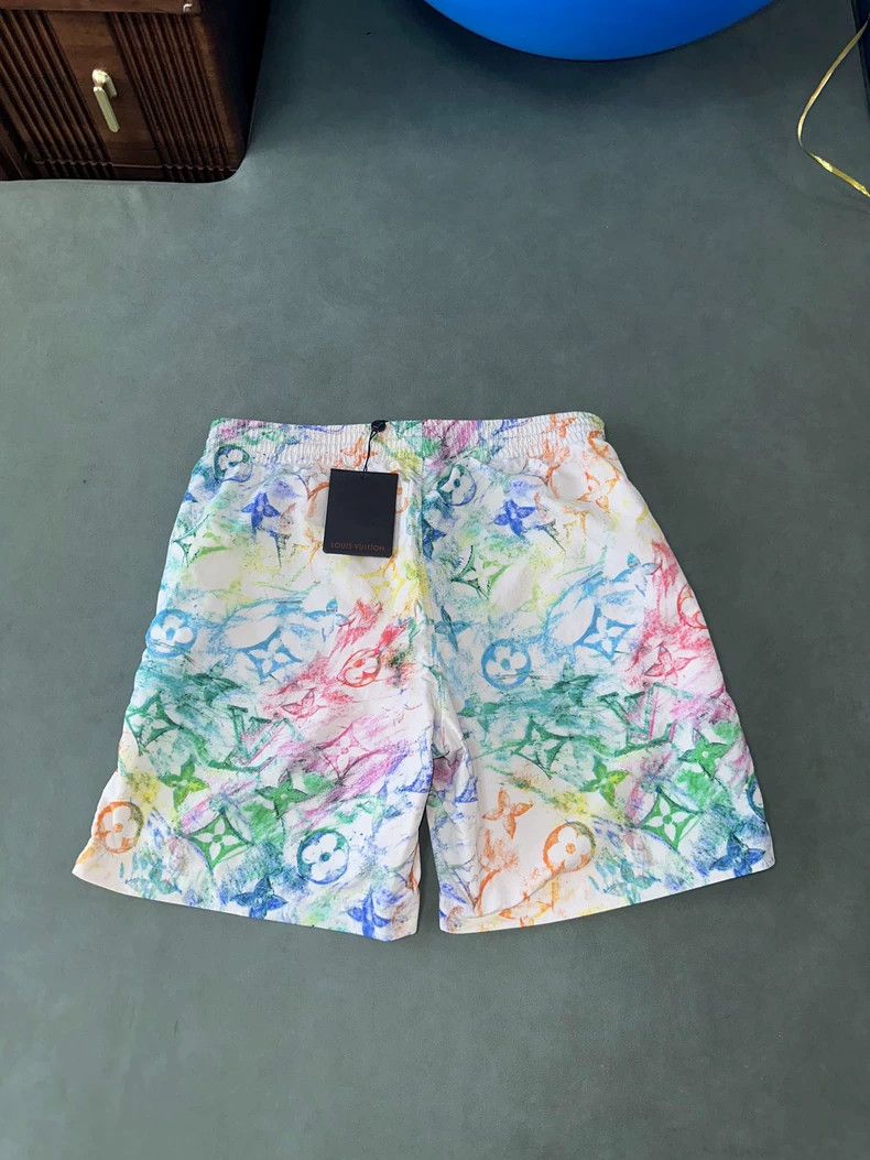 Louis Vuitton Louis Vuitton Pastel Monogram Beach Shorts Size M - dmc Size US 31 - 2 Thumbnail