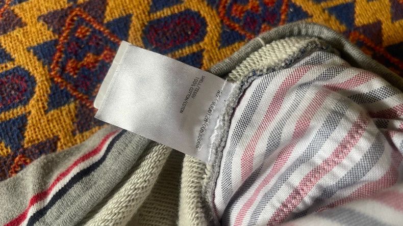 Thom Browne Thom Browne Gray Classic Shorts with Stripes - dmc Size US 26 / EU 42 - 8 Thumbnail