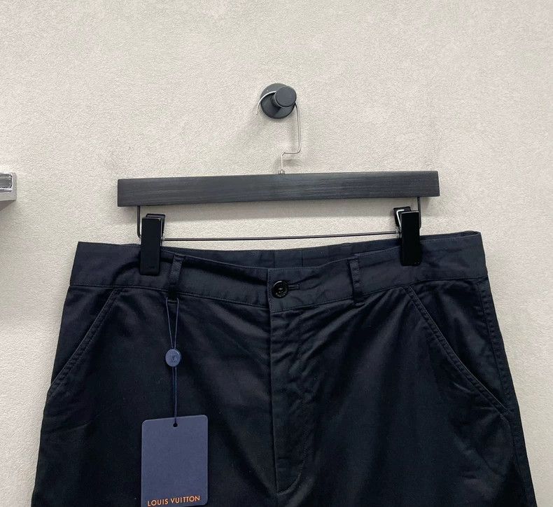 Louis Vuitton Black Summer Casual Shorts for Men - dmc Size US 31 - 4 Thumbnail