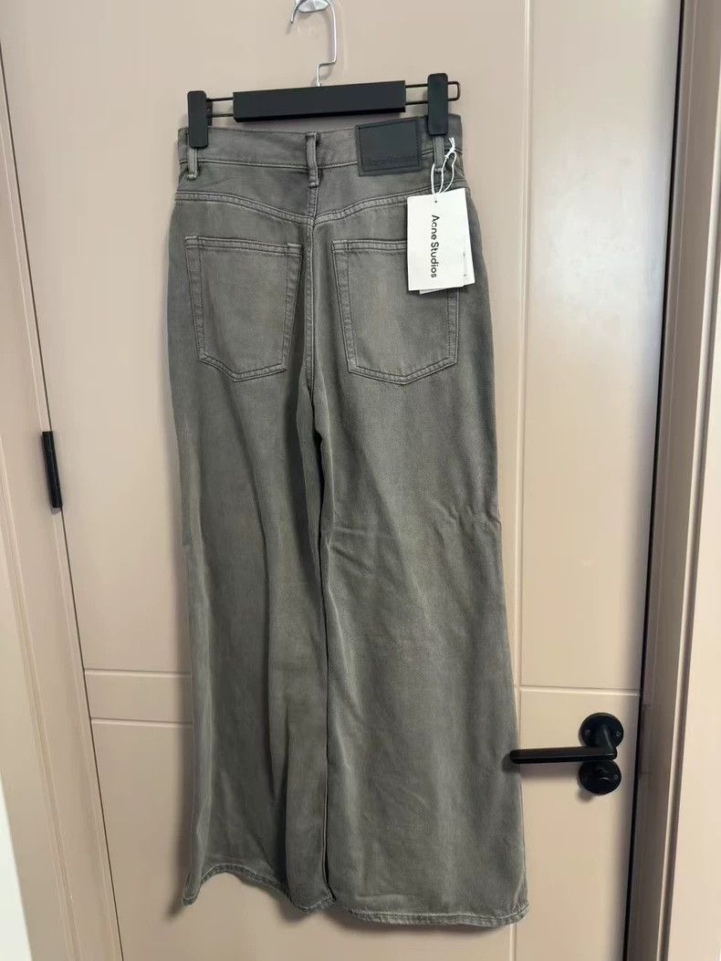 Acne Studios Acne Studios Gray Wide-Legged Jeans - dmc Size US 26 / EU 42 - 2 Thumbnail