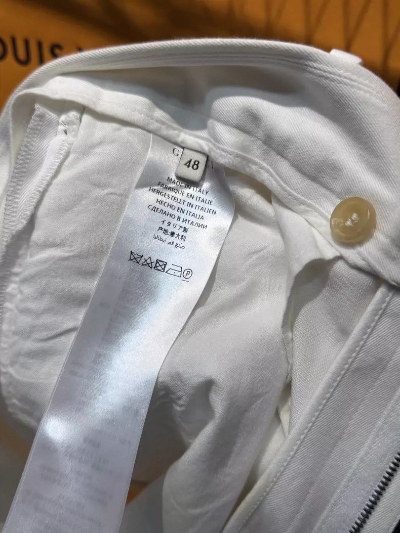 Gucci Gucci Embroidered White Shorts with Koi Design - dmc Size US 31 - 6 Thumbnail