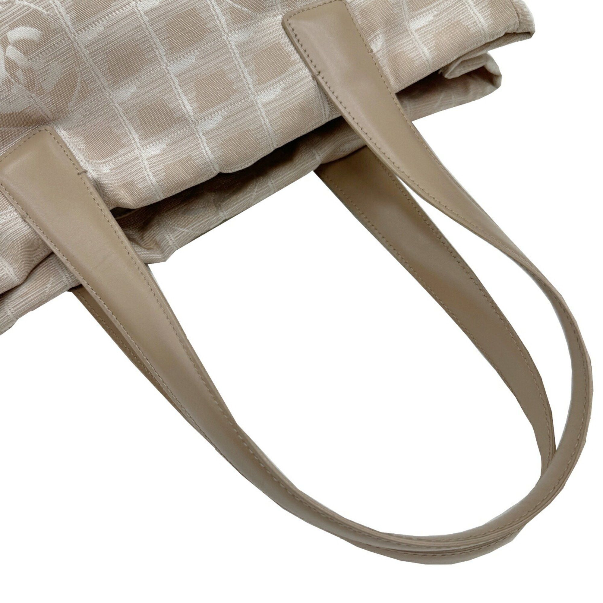 Chanel CHANEL New Travel Line Tote Bag Beige Nylon 1 2008 Women's Size ONE SIZE - 10 Thumbnail