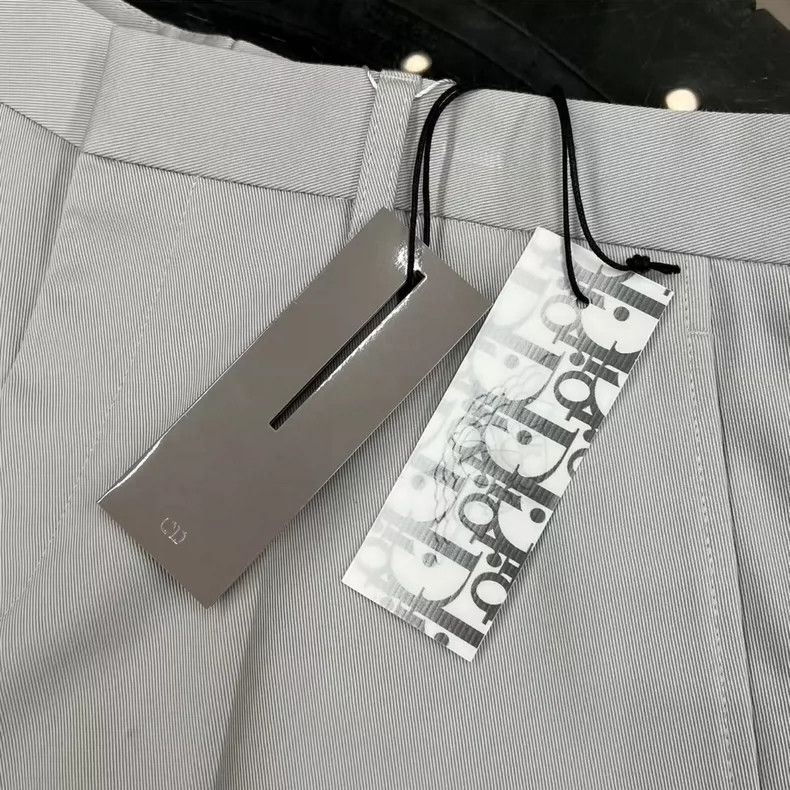 Dior Dior X Jordan Short Pants in White Gray - dmc Size US 31 - 3 Thumbnail