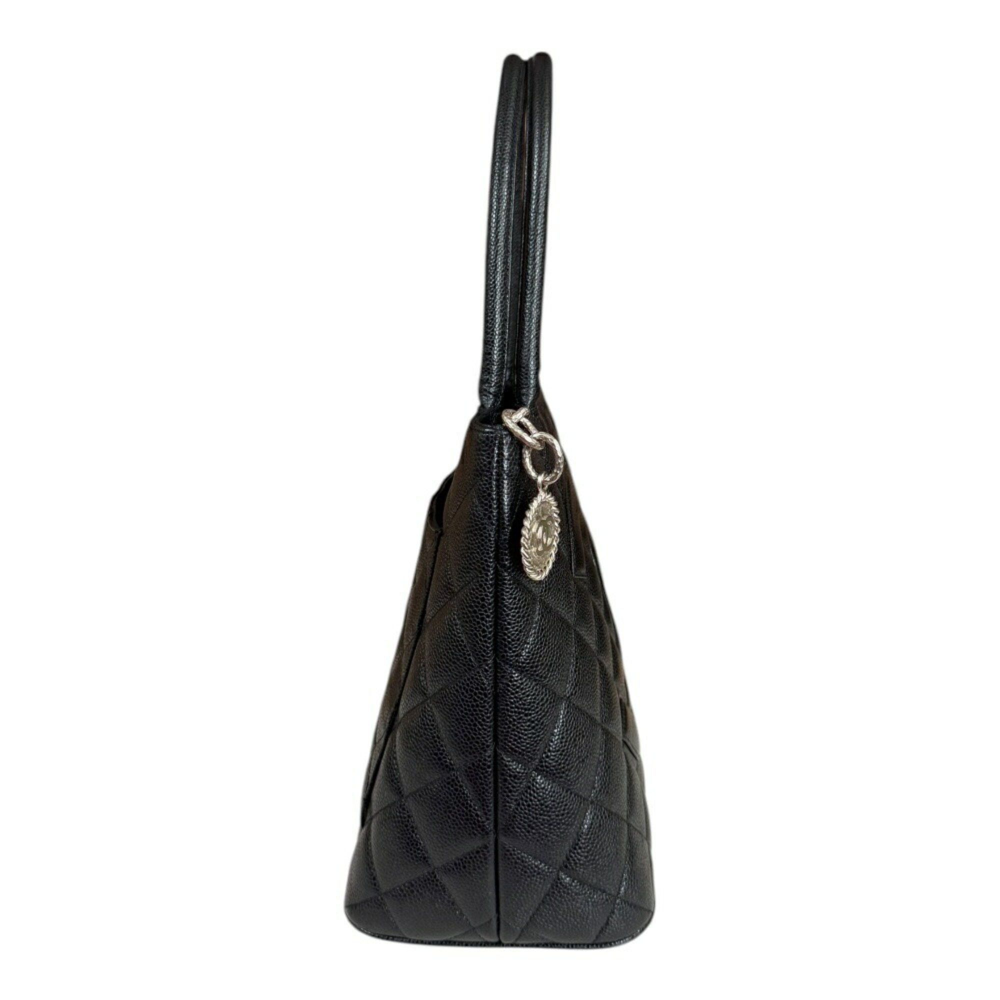 Chanel Chanel Medaillon tote Size ONE SIZE - 3 Thumbnail