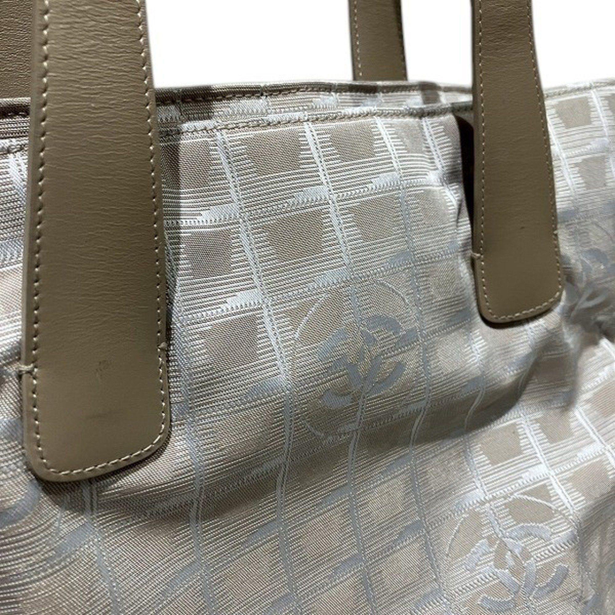 Chanel Chanel Travel line tote Size ONE SIZE - 9 Thumbnail