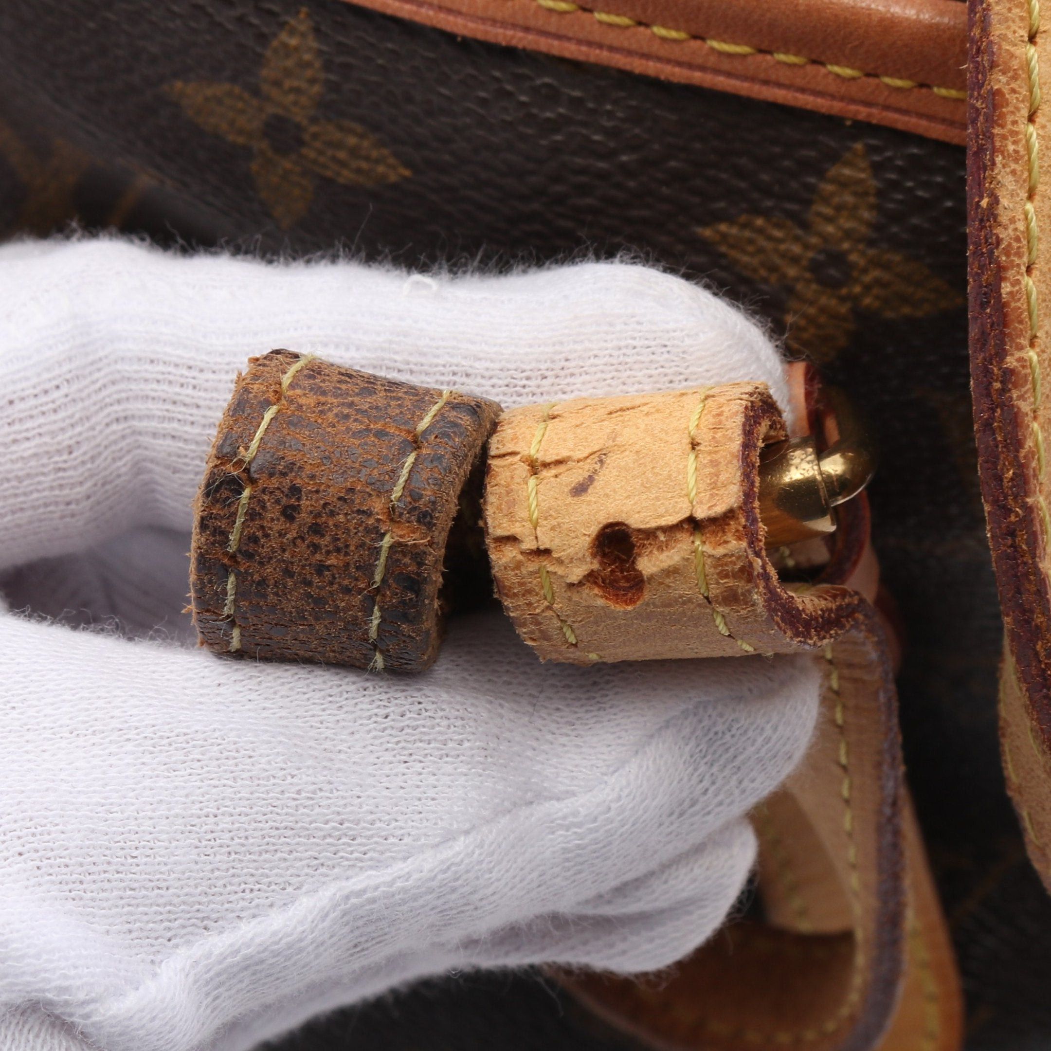 Louis Vuitton Louis Vuitton Bucket Pm Monogram Handbag Leather Brown Size ONE SIZE - 8 Thumbnail