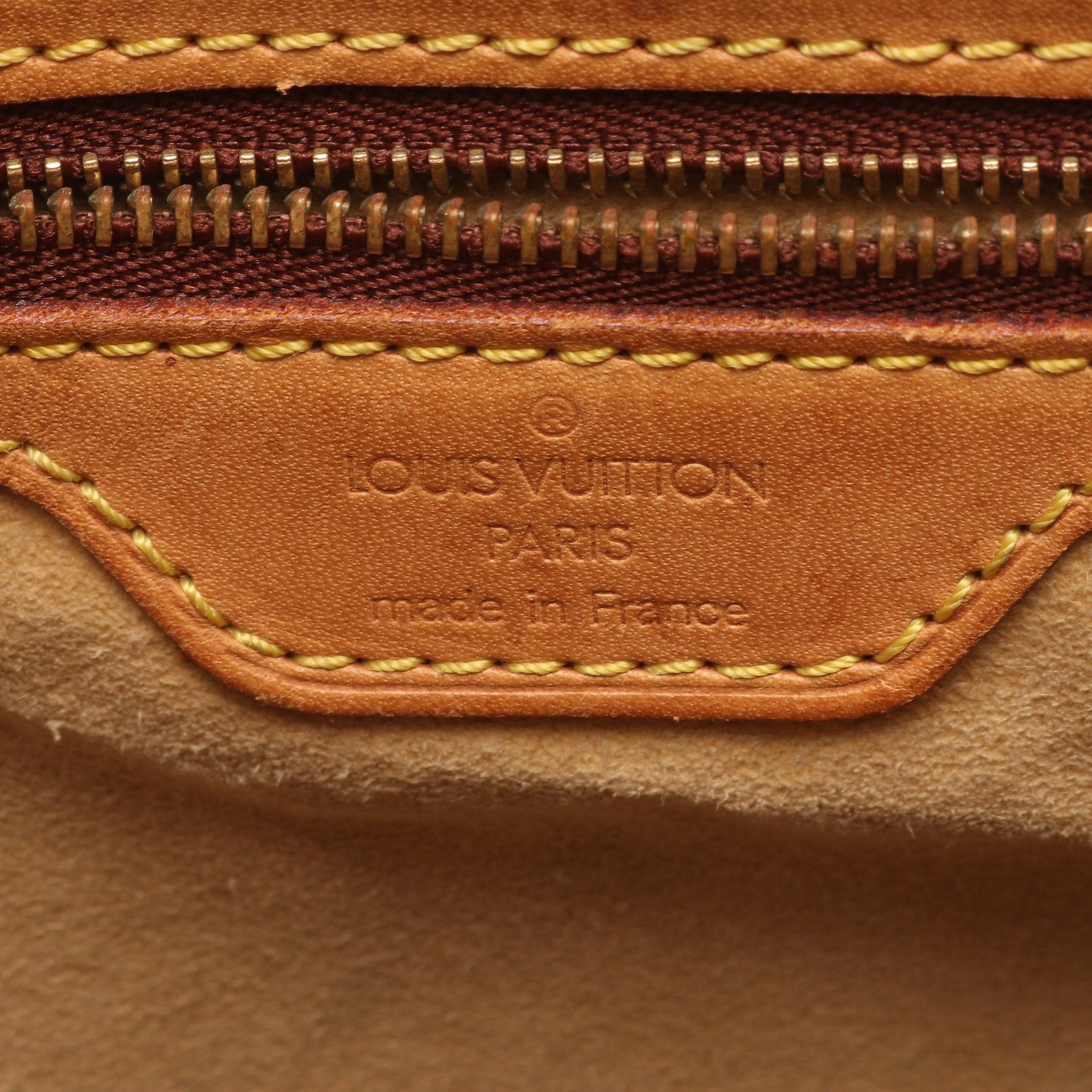 Louis Vuitton Louis Vuitton Looping Gm Monogram Shoulder Bag Leather Brown Size ONE SIZE - 4 Thumbnail