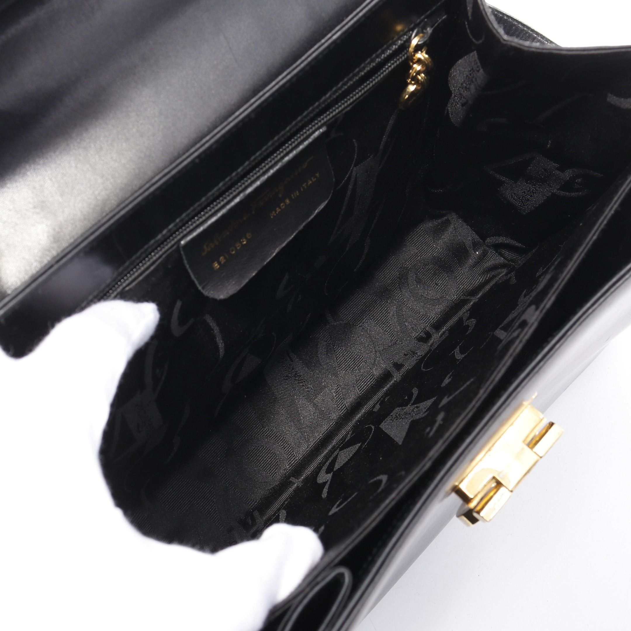 Salvatore Ferragamo Salvatore Ferragamo Gancini Handbag Leather Black Size ONE SIZE - 3 Thumbnail