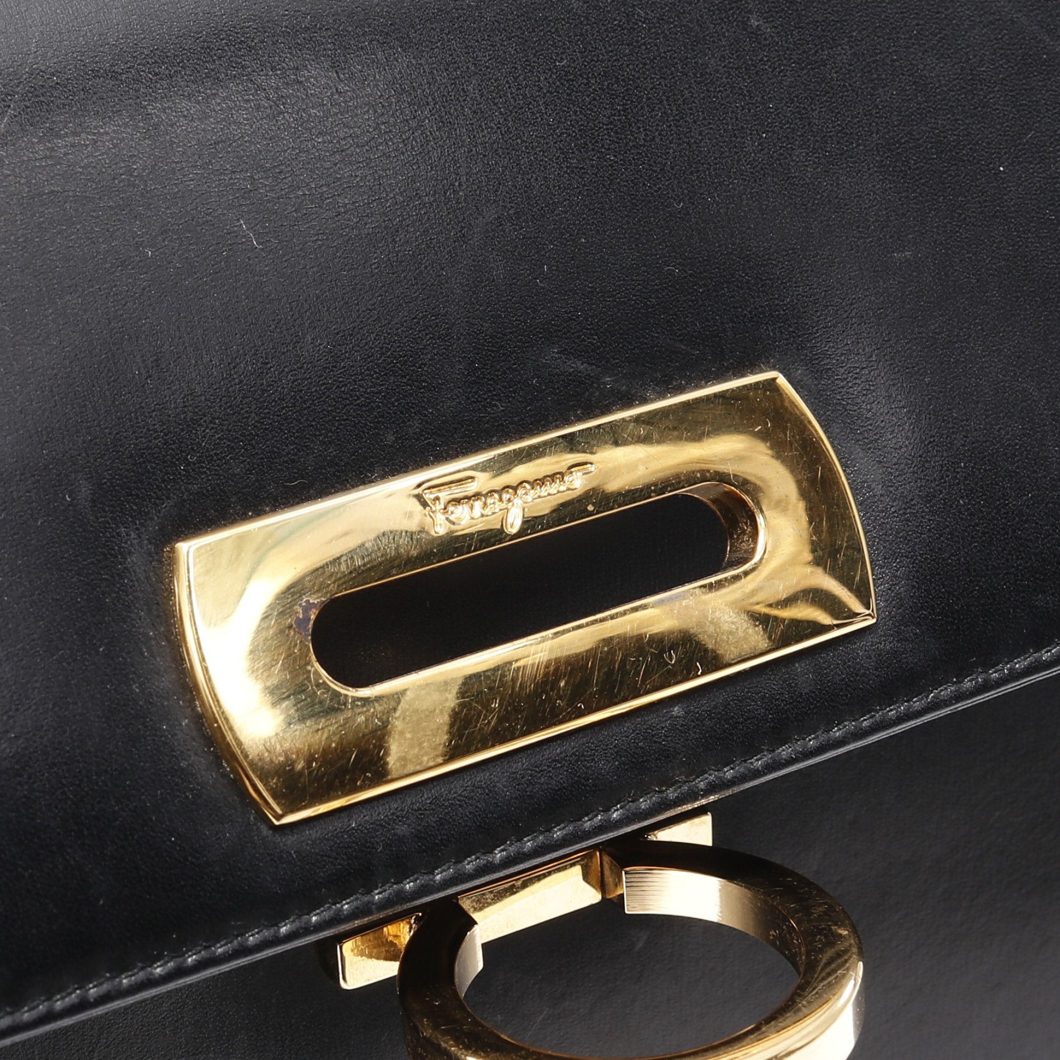 Salvatore Ferragamo Salvatore Ferragamo Gancini Handbag Leather Black Size ONE SIZE - 8 Thumbnail