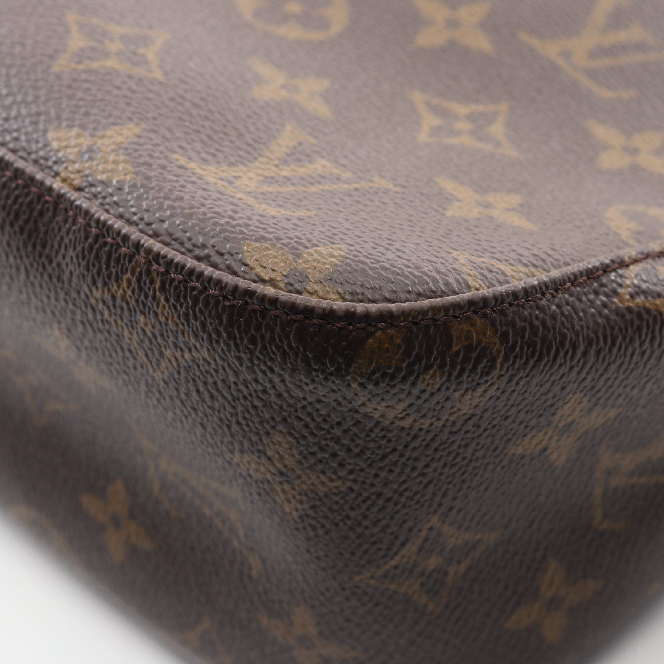 Louis Vuitton Louis Vuitton Looping Mm Monogram Shoulder Bag Leather Brown Size ONE SIZE - 9 Thumbnail