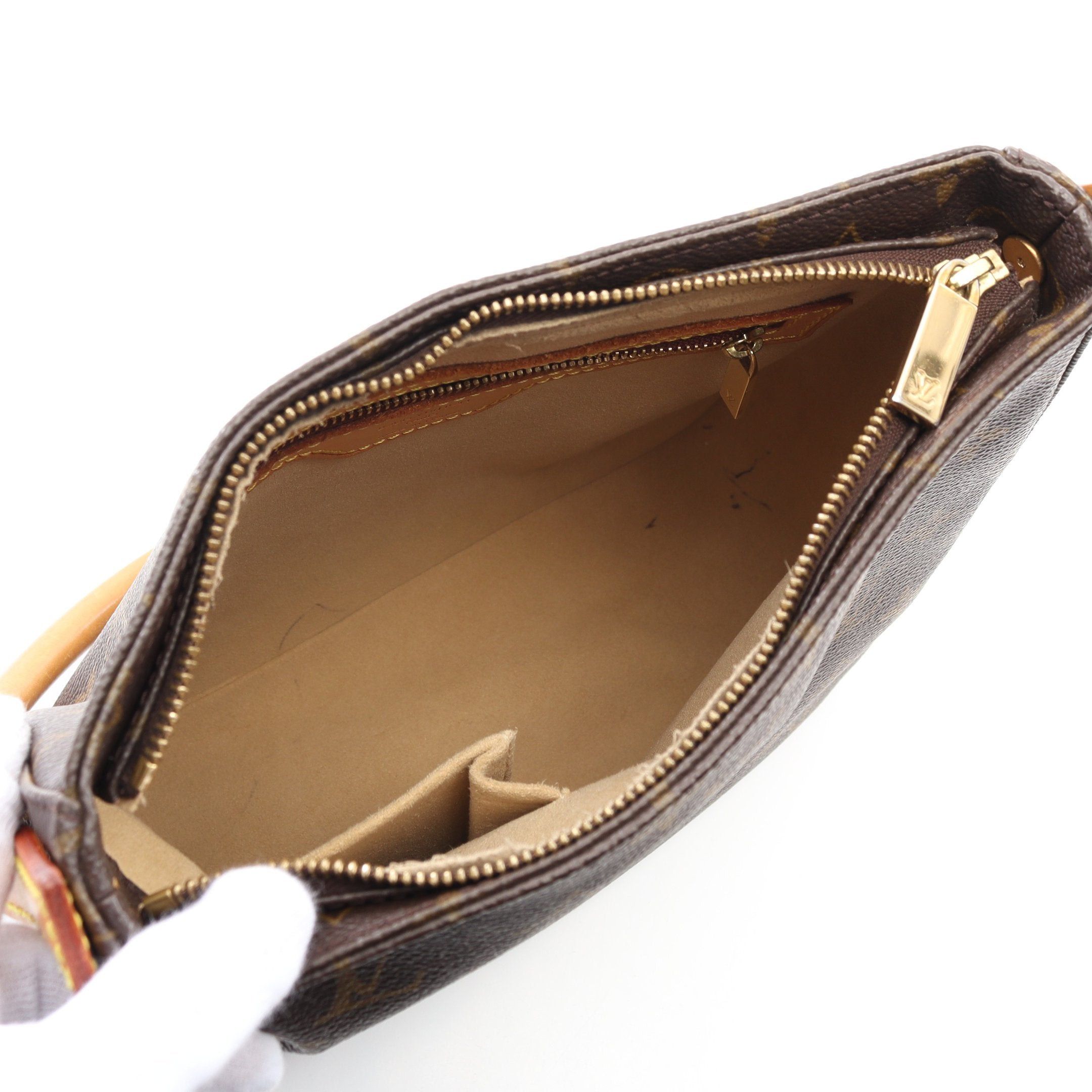 Louis Vuitton Louis Vuitton Looping Mm Monogram Shoulder Bag Leather Brown Size ONE SIZE - 3 Thumbnail