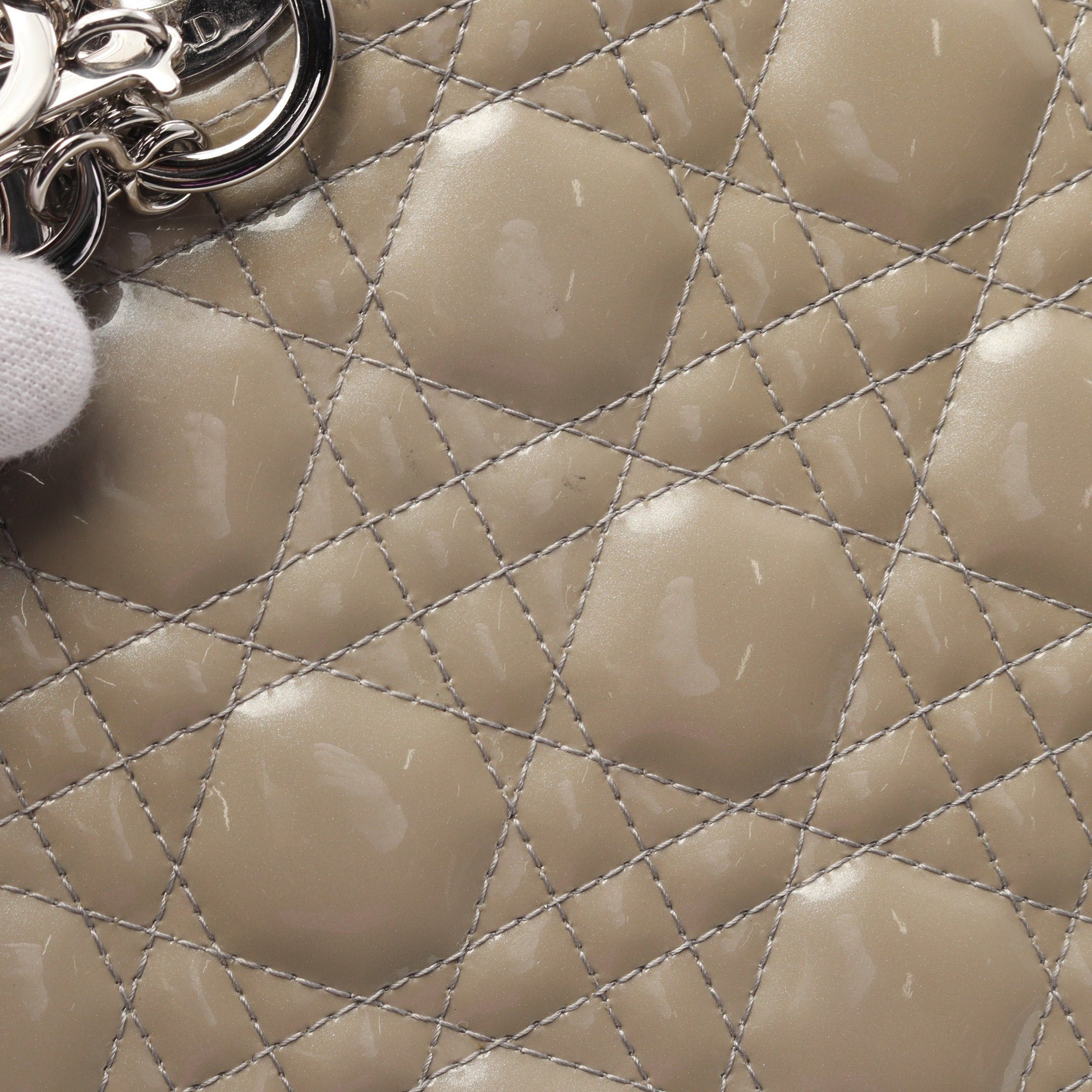 Dior Dior Lady Dior Large Handbag Patent Leather Beige Size ONE SIZE - 7 Thumbnail