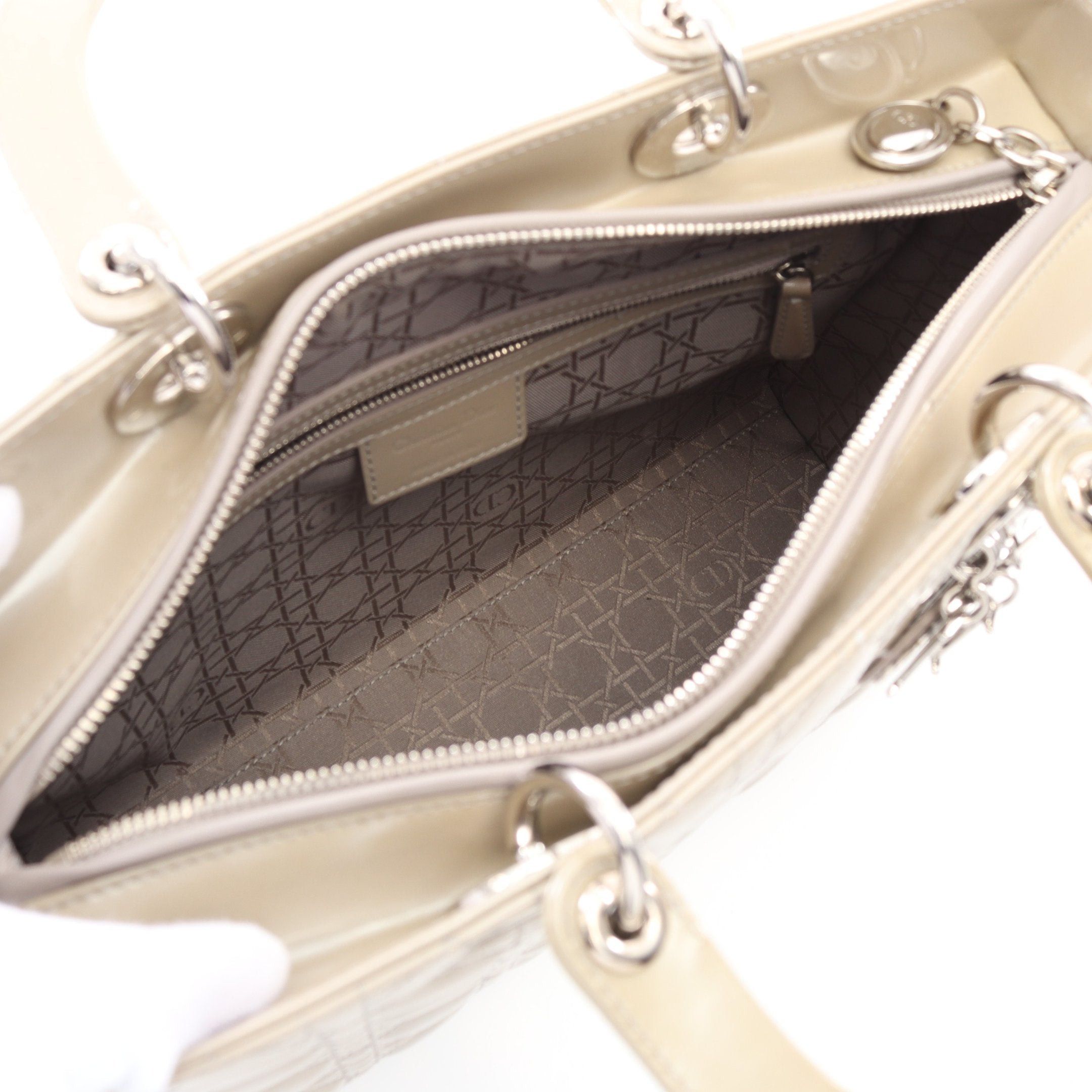 Dior Dior Lady Dior Large Handbag Patent Leather Beige Size ONE SIZE - 3 Thumbnail