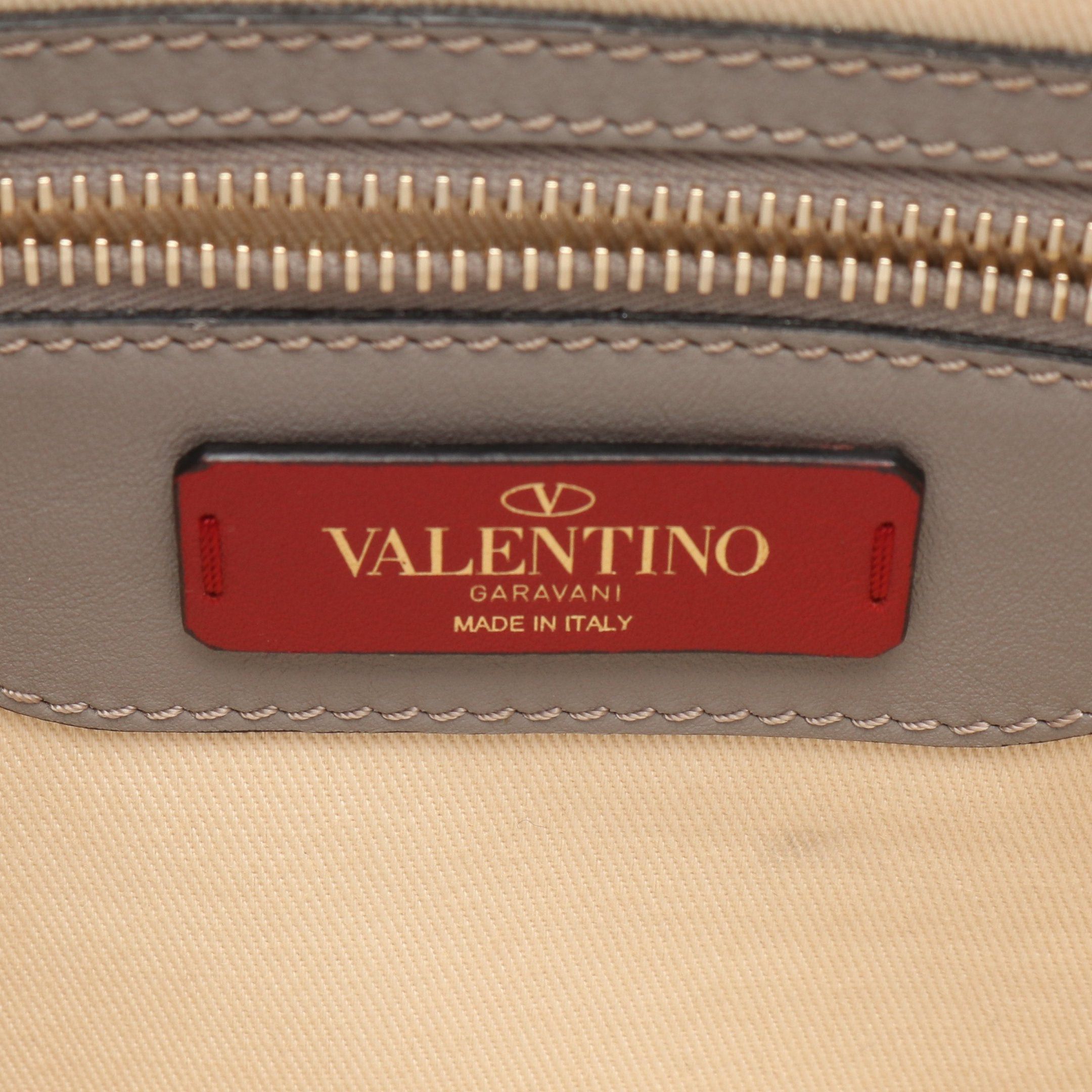 Valentino Valentino Rockstud Shoulder Bag Tote Leather Gray Size ONE SIZE - 4 Thumbnail