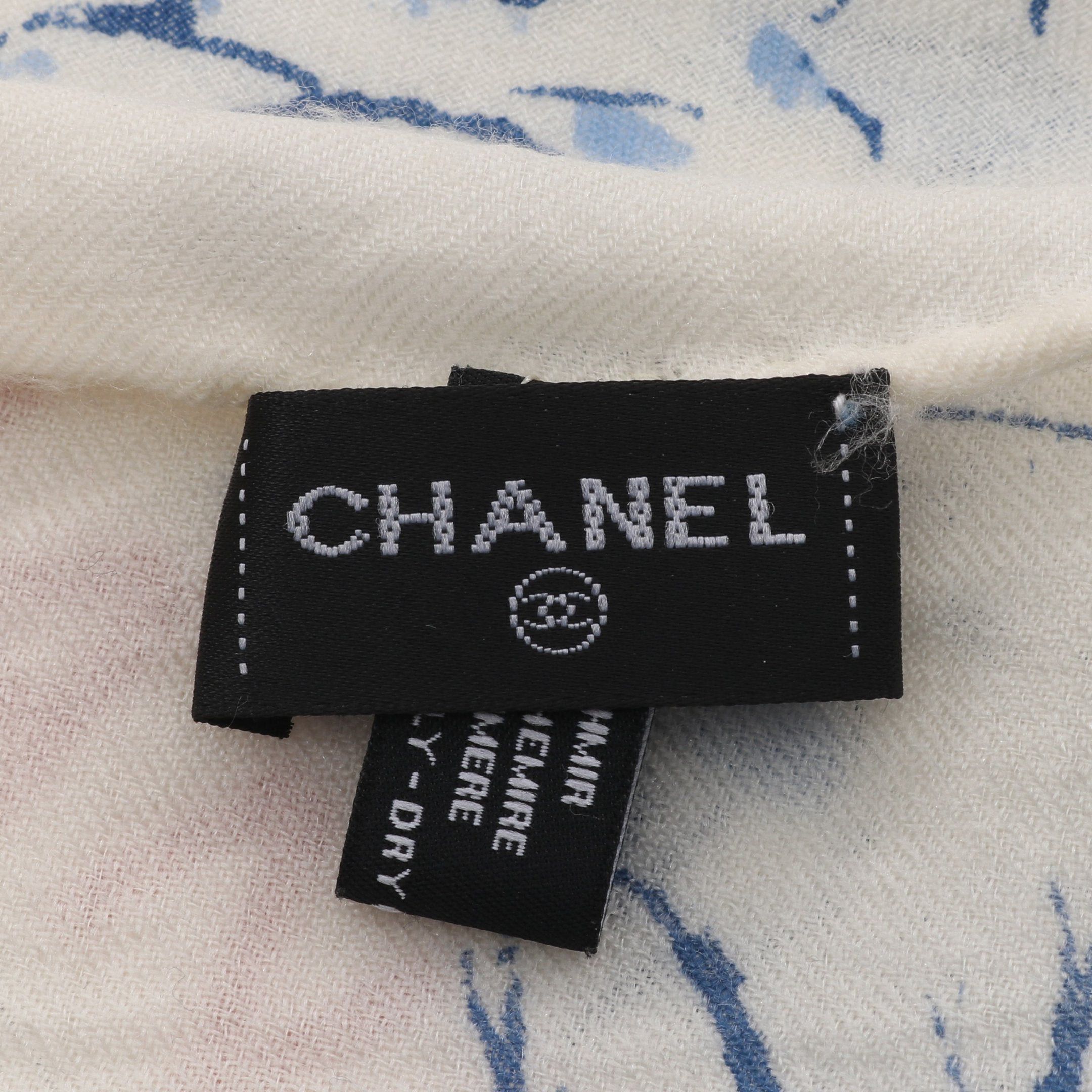 Chanel Chanel Camellia Stall Shawl Cashmere Ivory Blue Size ONE SIZE - 2 Thumbnail