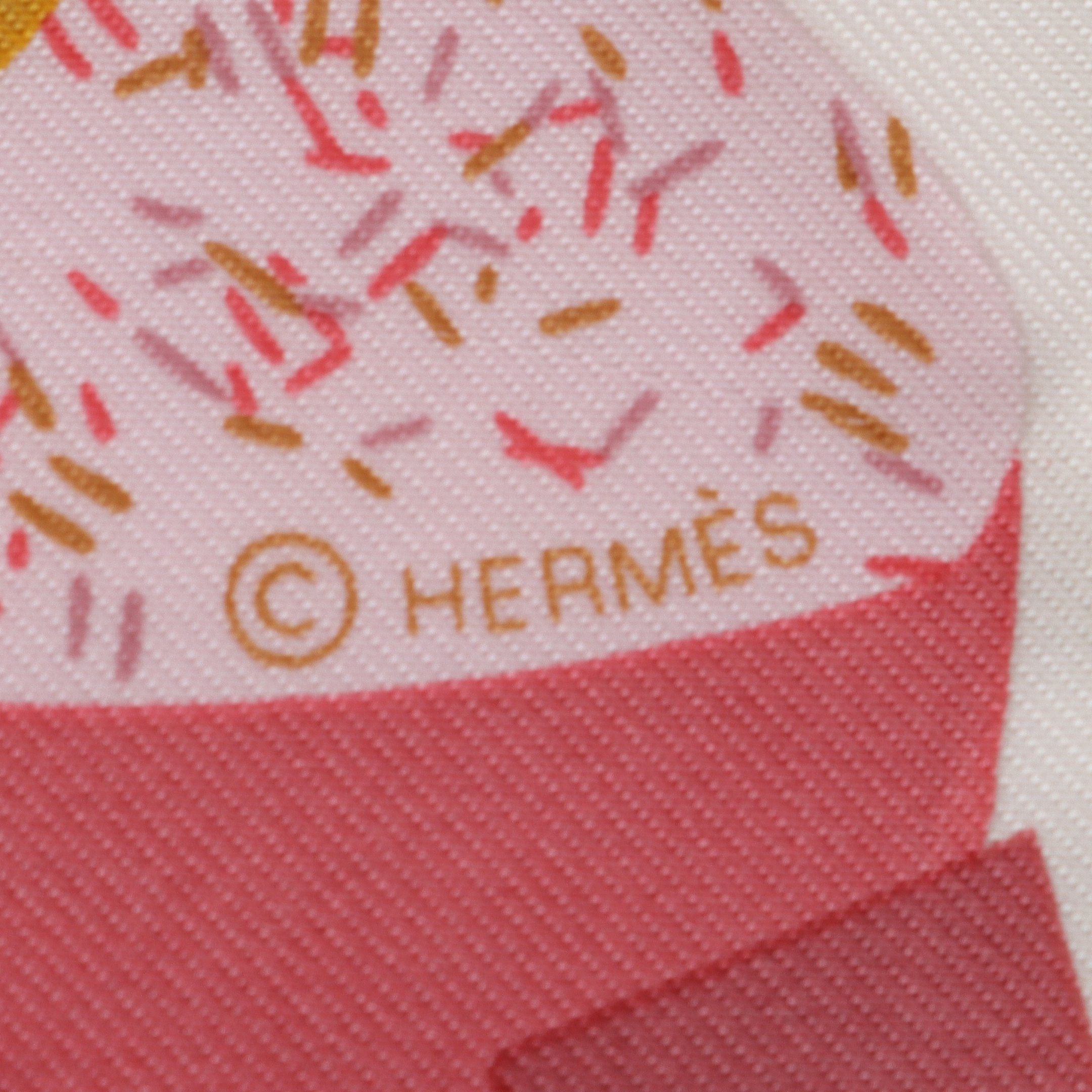 Hermes Hermes Petit Carres 45 Gavroche Just Married Scarf Silk Ivory Multicolor Size ONE SIZE - 2 Thumbnail