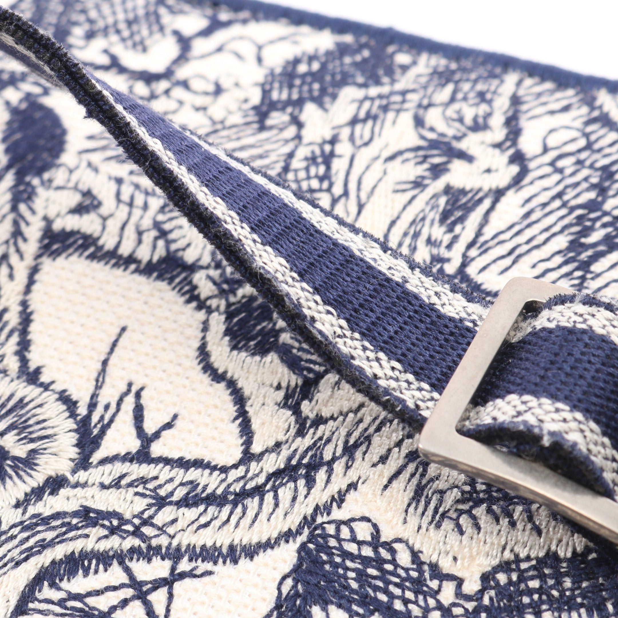 Dior Dior Diortravel Vanity Bag Canvas Off White Navy Size ONE SIZE - 10 Thumbnail