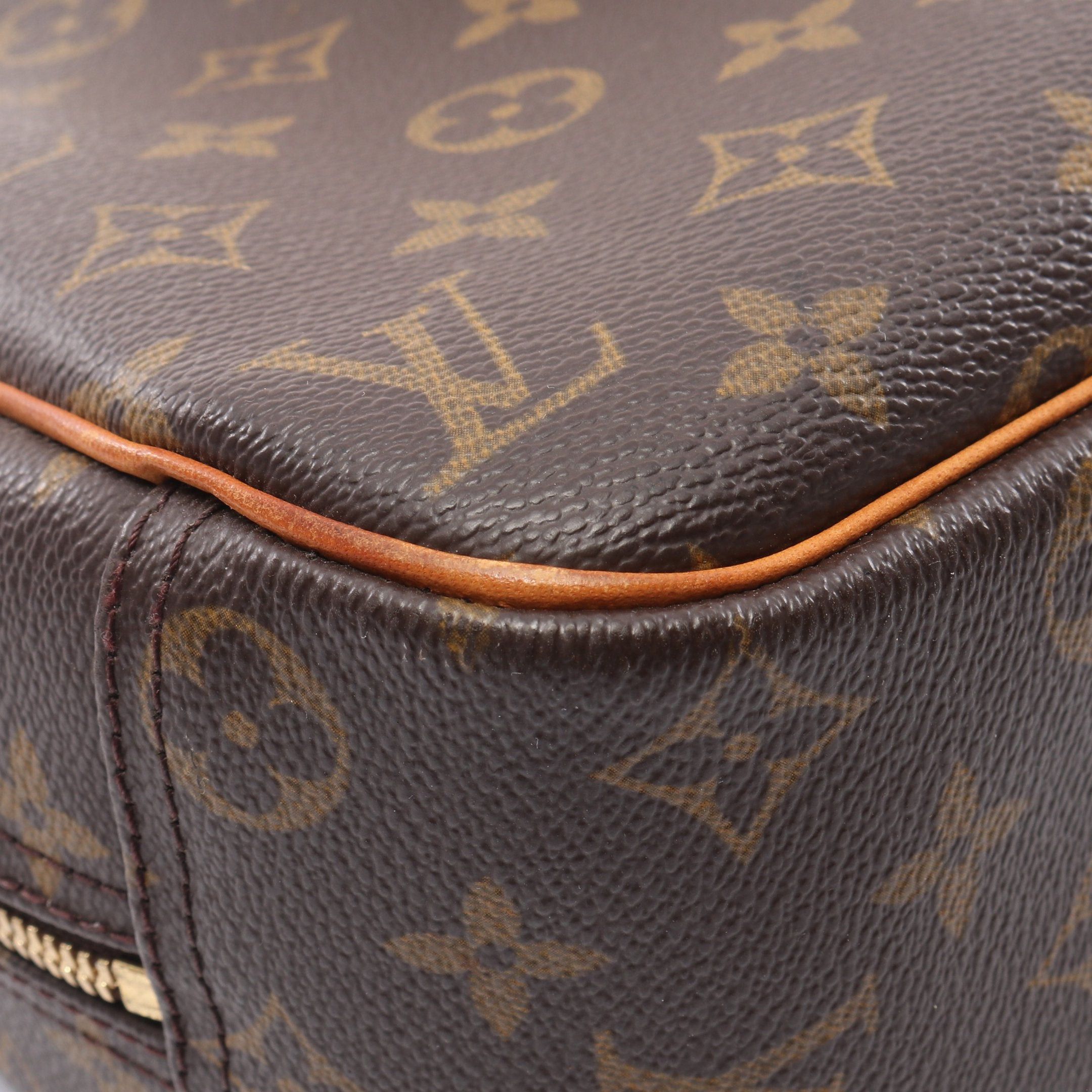 Louis Vuitton Louis Vuitton Trouville Monogram Handbag Leather Brown Size ONE SIZE - 6 Thumbnail