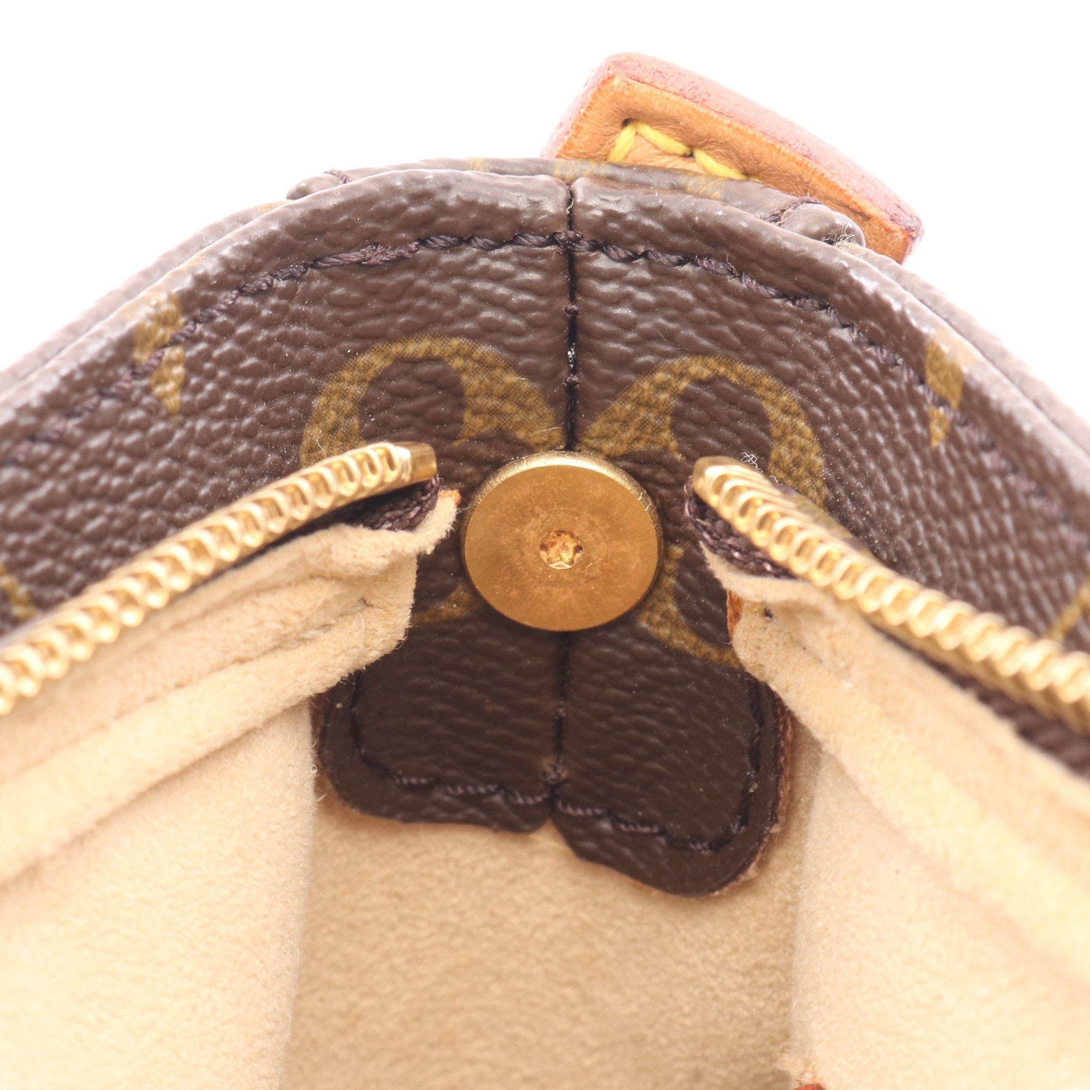 Louis Vuitton Louis Vuitton Looping Mm Monogram Shoulder Bag Leather Brown Size ONE SIZE - 11 Thumbnail