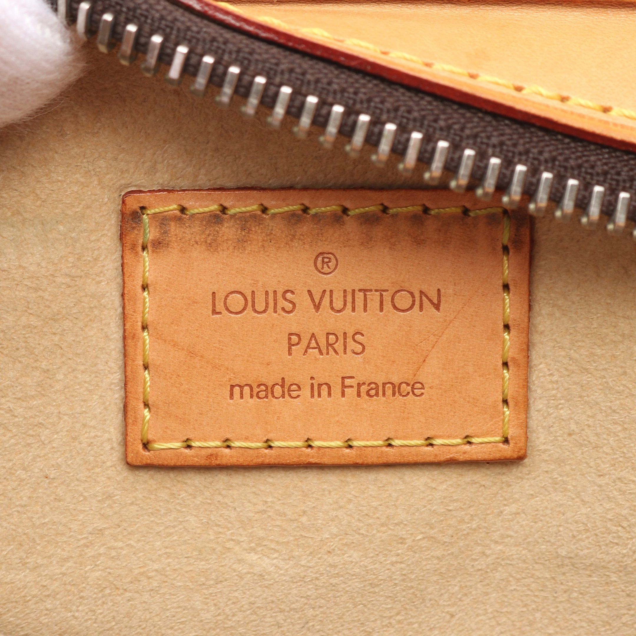 Louis Vuitton Louis Vuitton Hudson Gm Monogram Shoulder Bag Leather Brown Size ONE SIZE - 4 Thumbnail