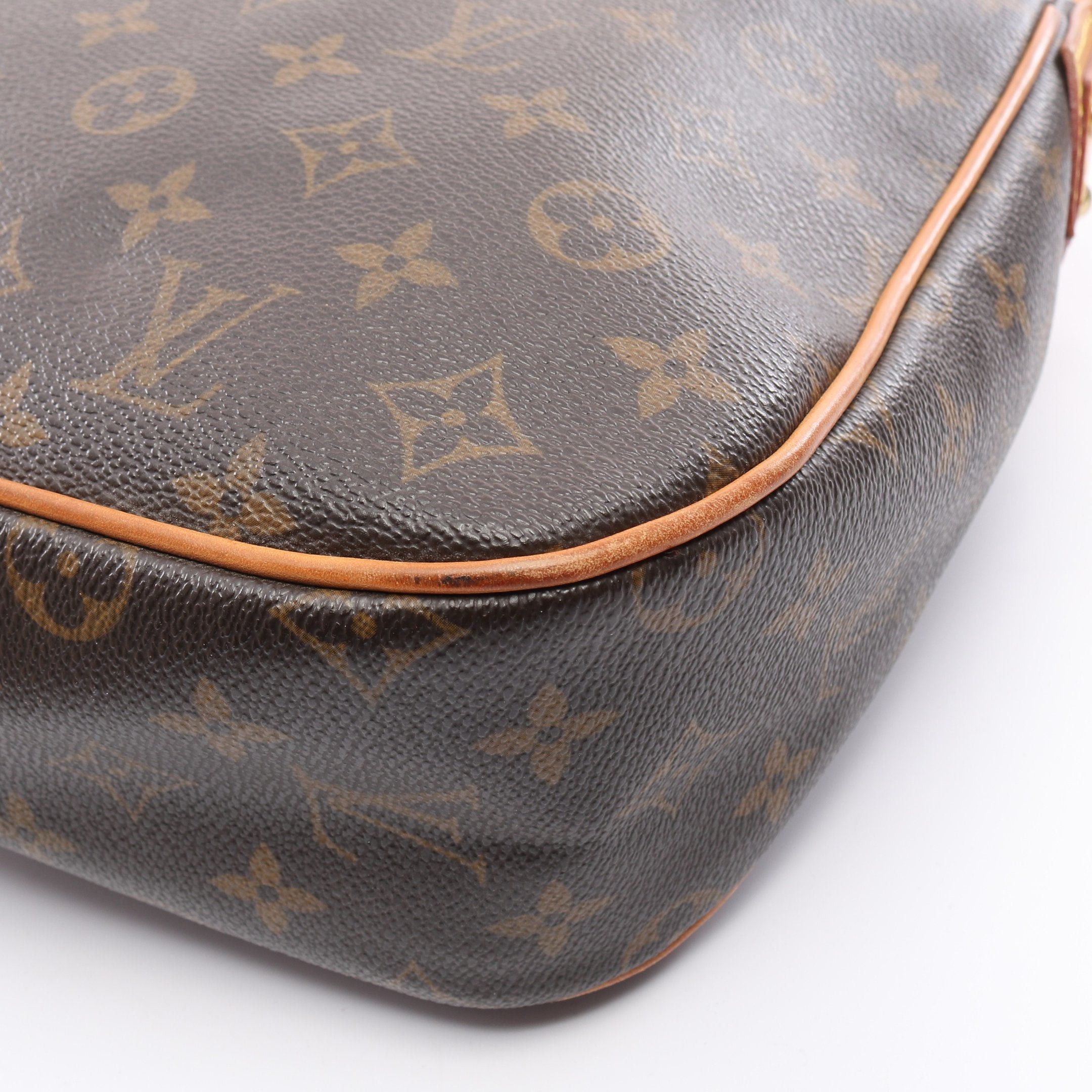 Louis Vuitton Louis Vuitton Hudson Gm Monogram Shoulder Bag Leather Brown Size ONE SIZE - 7 Thumbnail
