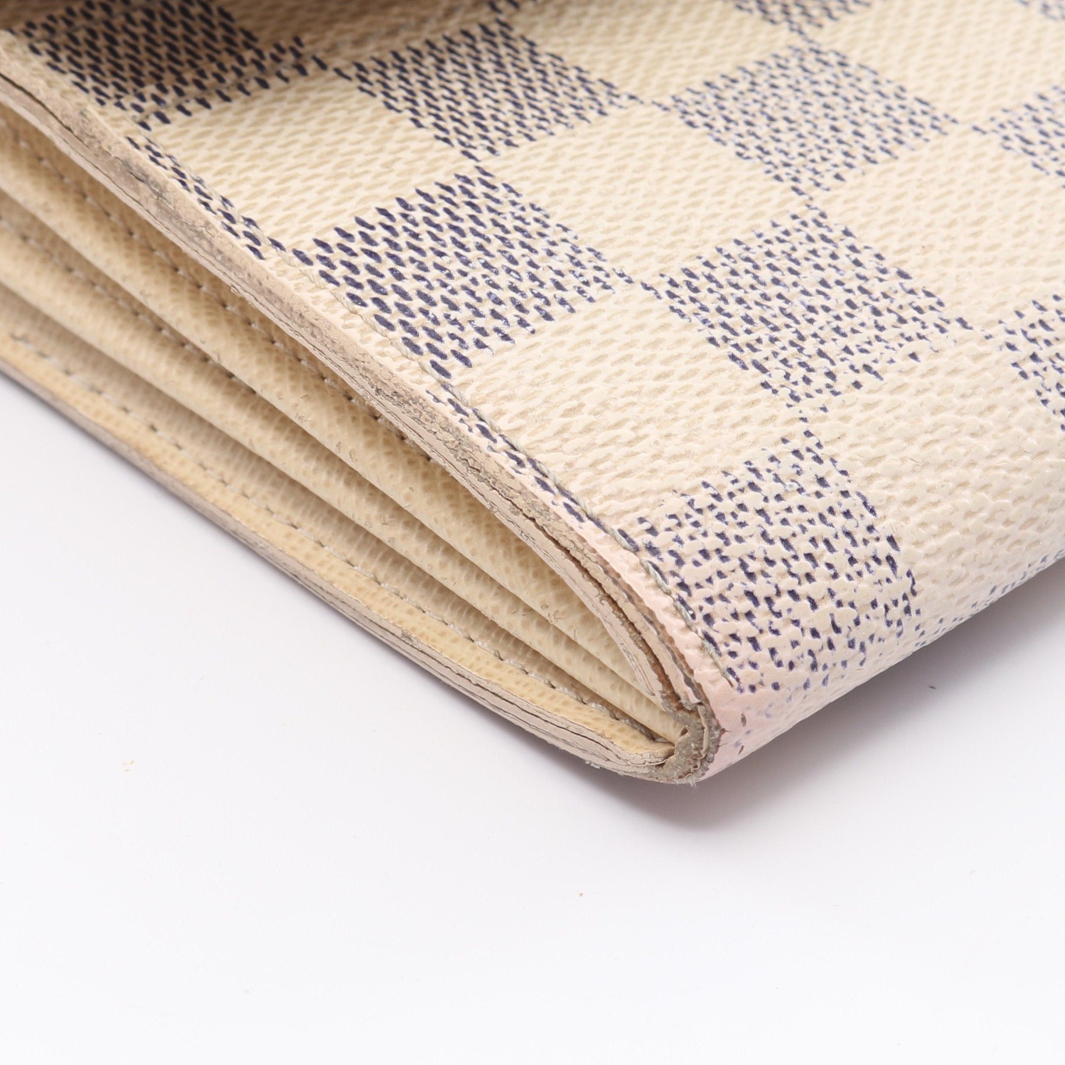 Louis Vuitton Louis Vuitton Portefeuil Sara Damier Azur Bi-Fold Long Wallet Leather White Size ONE SIZE - 7 Thumbnail