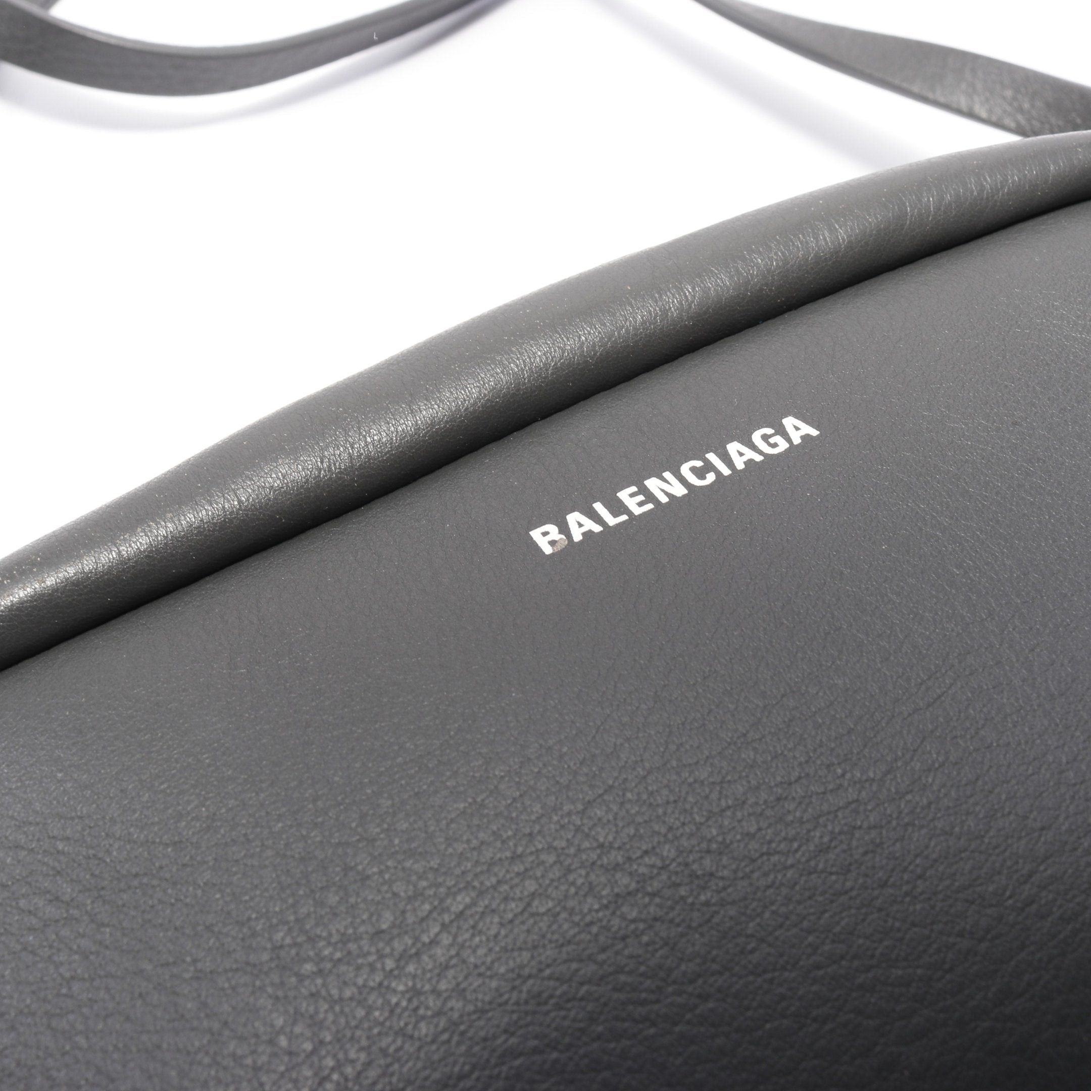 Balenciaga Balenciaga Everyday Camera Bag S Shoulder Leather Gray Size ONE SIZE - 8 Thumbnail