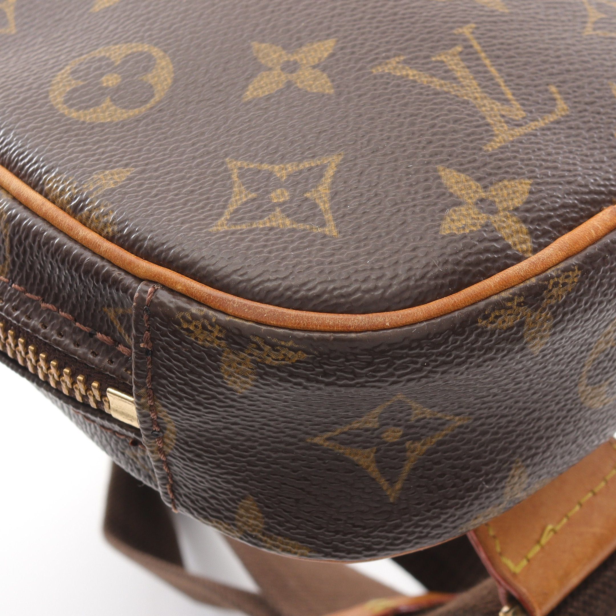 Louis Vuitton Louis Vuitton Pochette Ganju Monogram Body Bag Leather Brown Size ONE SIZE - 6 Thumbnail