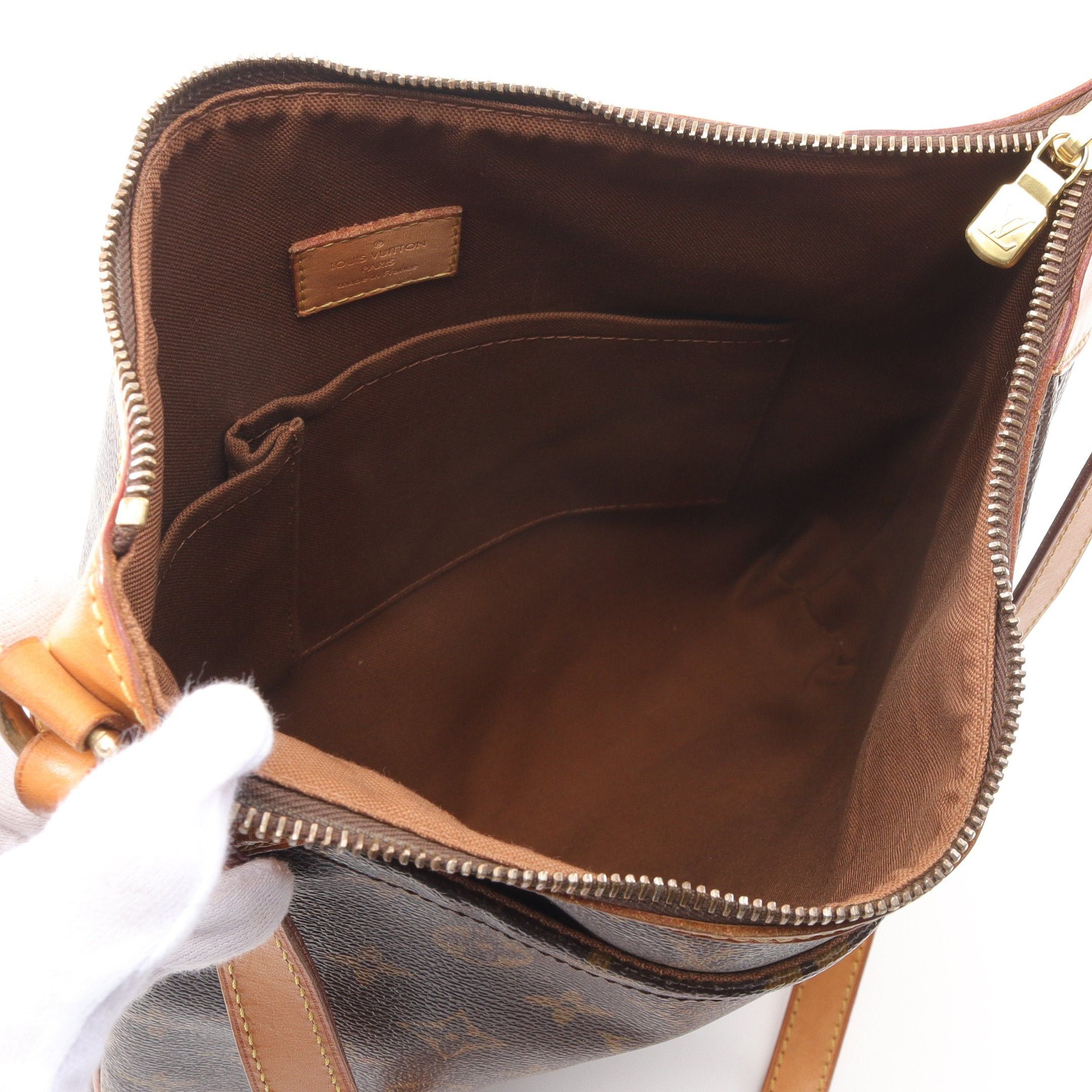 Louis Vuitton Louis Vuitton Odeon Mm Monogram Shoulder Bag Leather Brown Size ONE SIZE - 3 Thumbnail